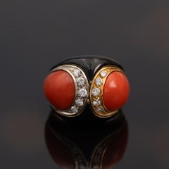 Vintage Italian Coral Diamond Black Enamel Two-Tone 18K Gold Bombé Cocktail Ring