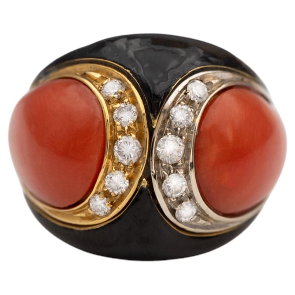 Vintage Italian Coral Diamond Black Enamel Two-Tone 18K Gold Bombé Cocktail Ring