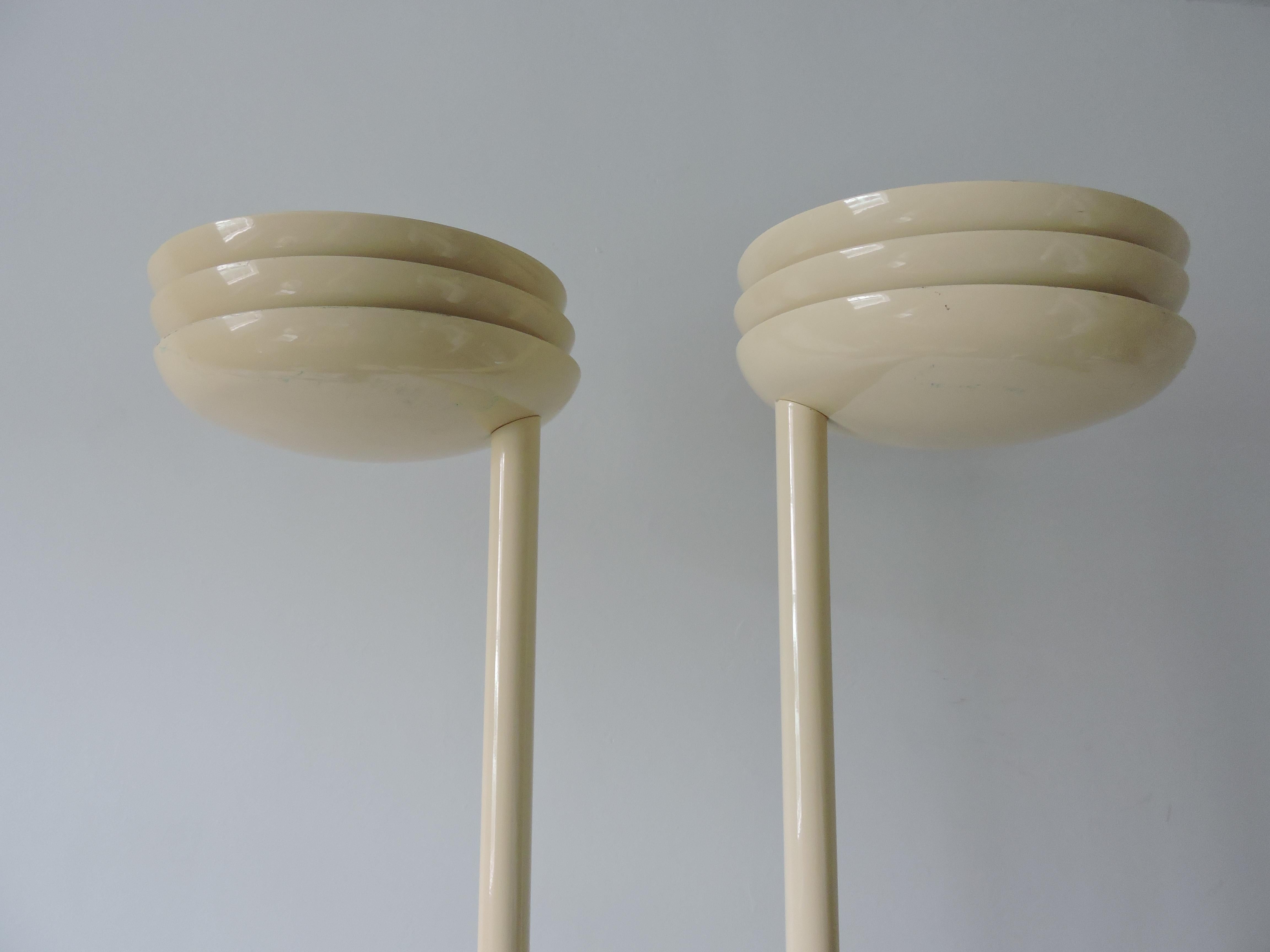 Late 20th Century Vintage Italian Cream Model Rl 101/5 Floor Lamps from Relux, Set of Two For Sale