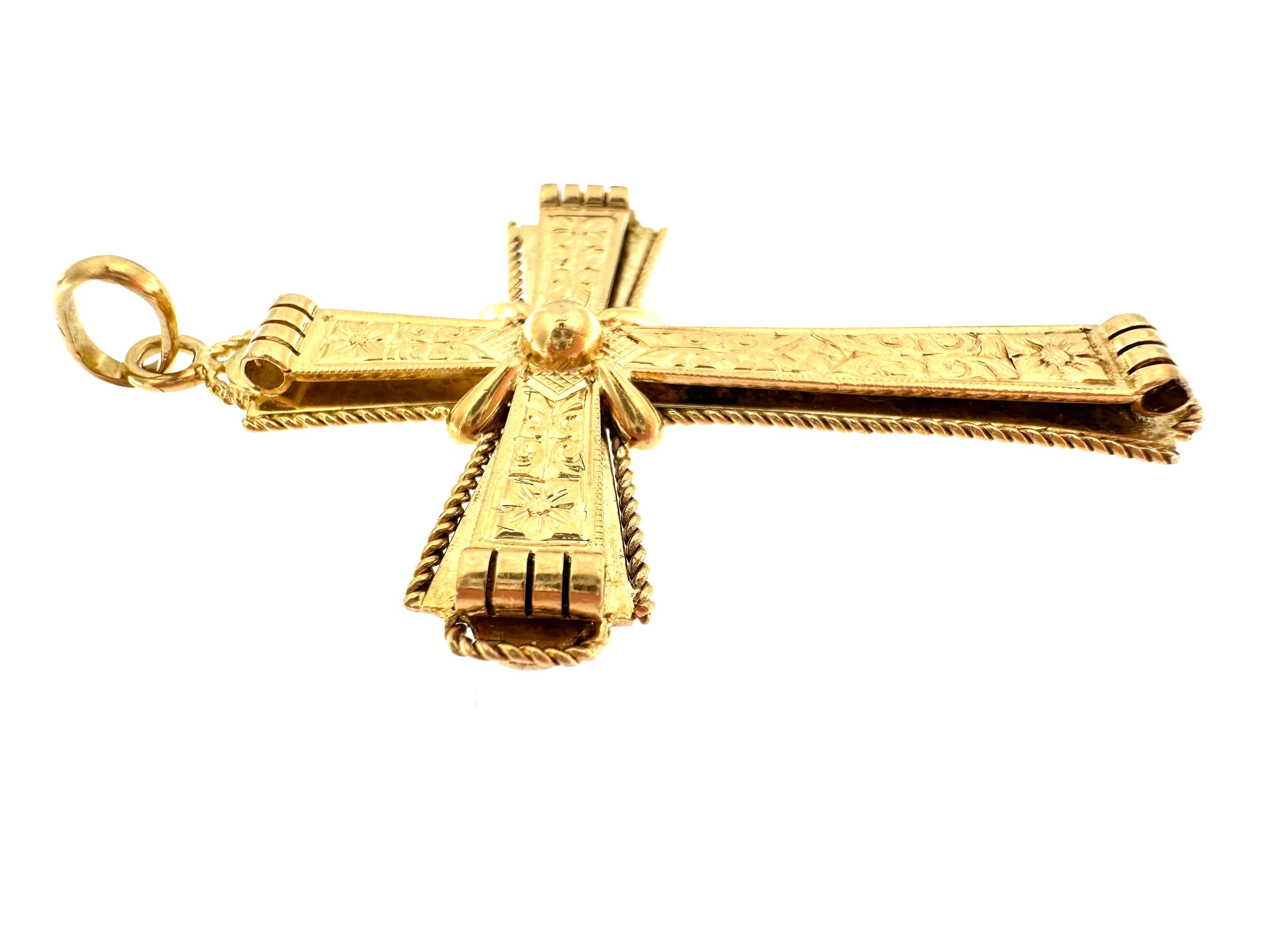 Cruz Italiana Vintage Oro Amarillo 18kt en Bueno estado para la venta en Esch sur Alzette, Esch-sur-Alzette