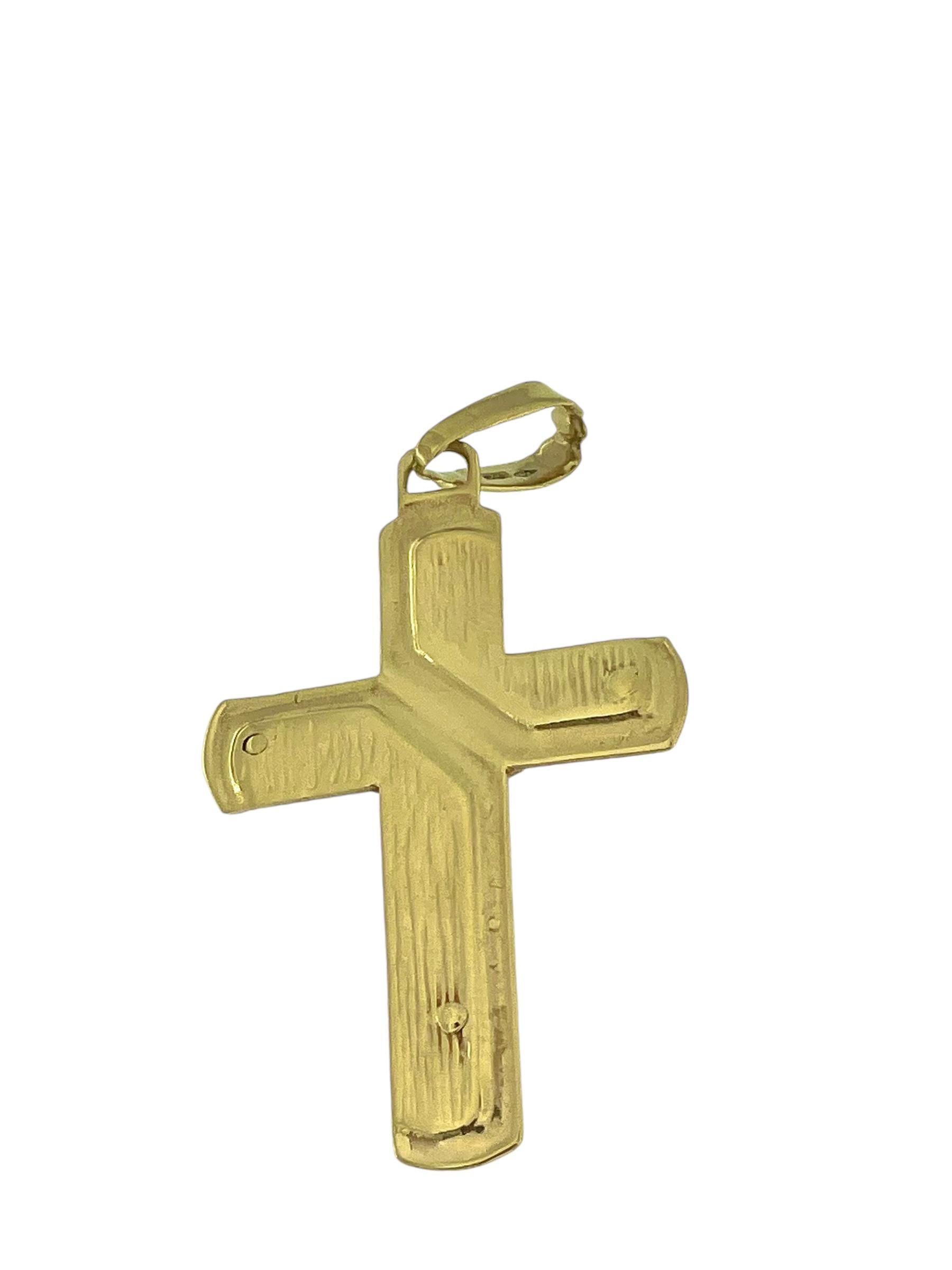 Crucifijo italiano vintage de oro amarillo de 18 quilates Artista en venta