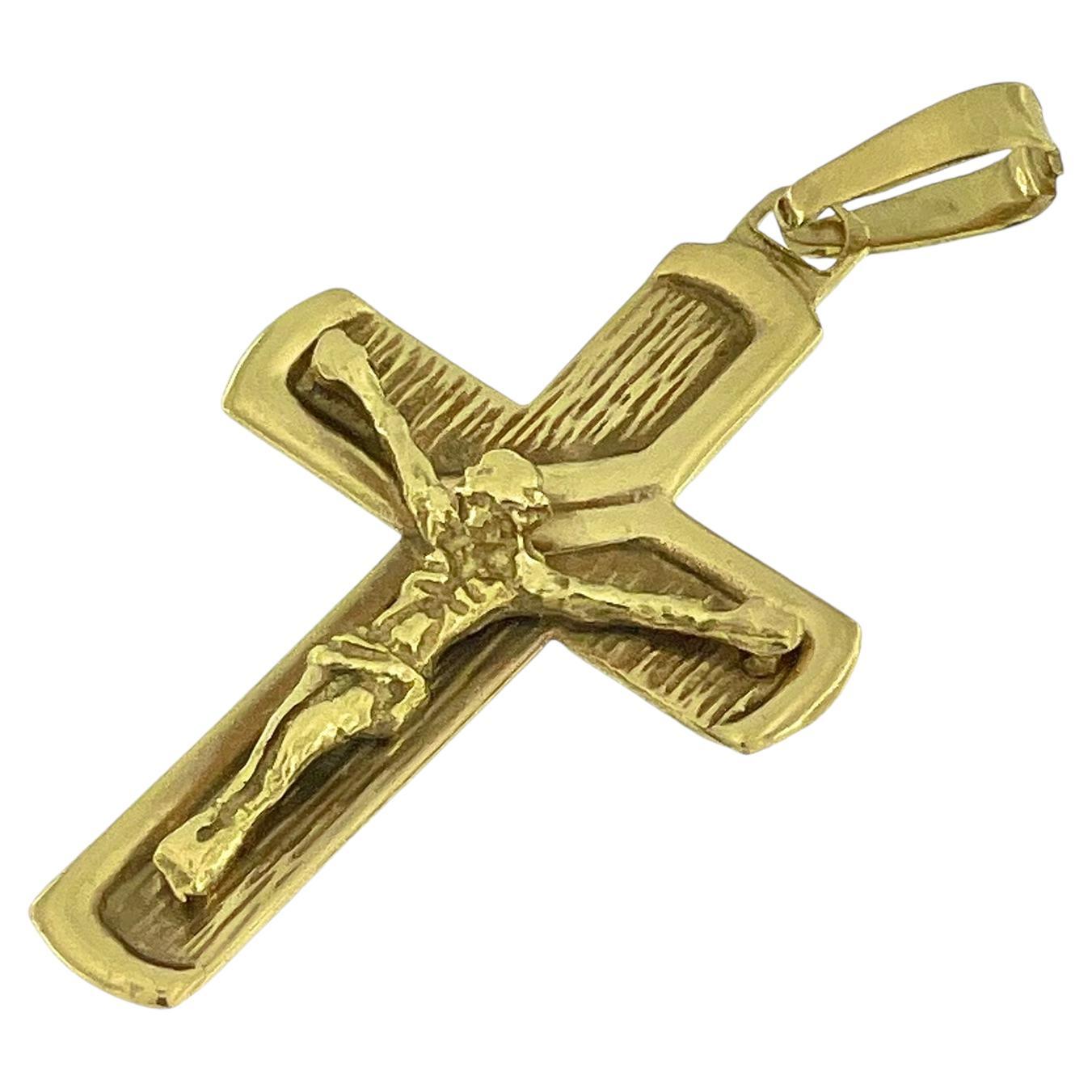 Vintage Italian Crucifix 18 karat Yellow Gold