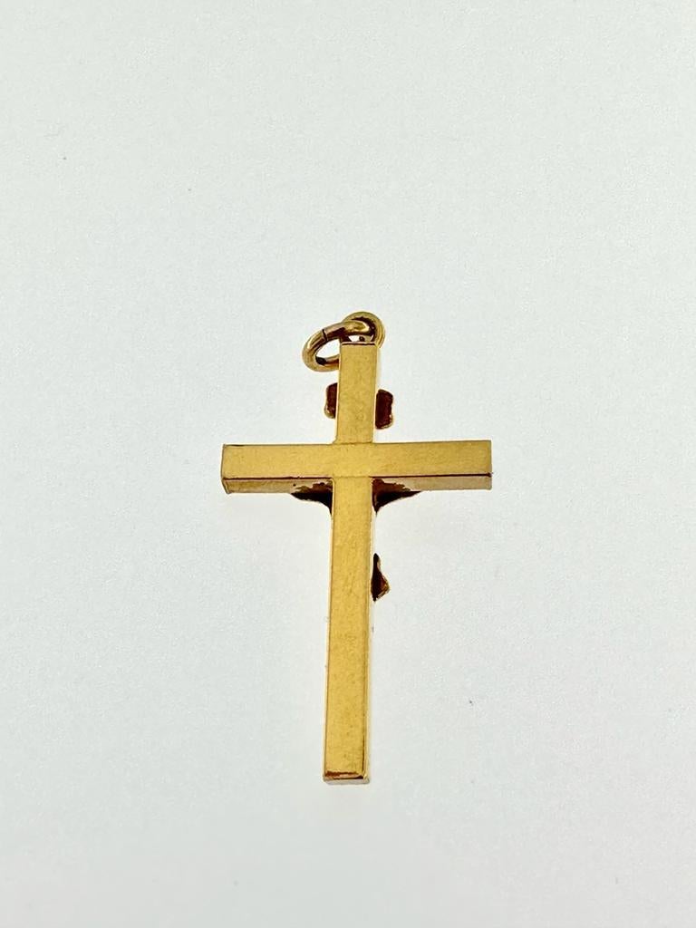 18 karat gold crucifix