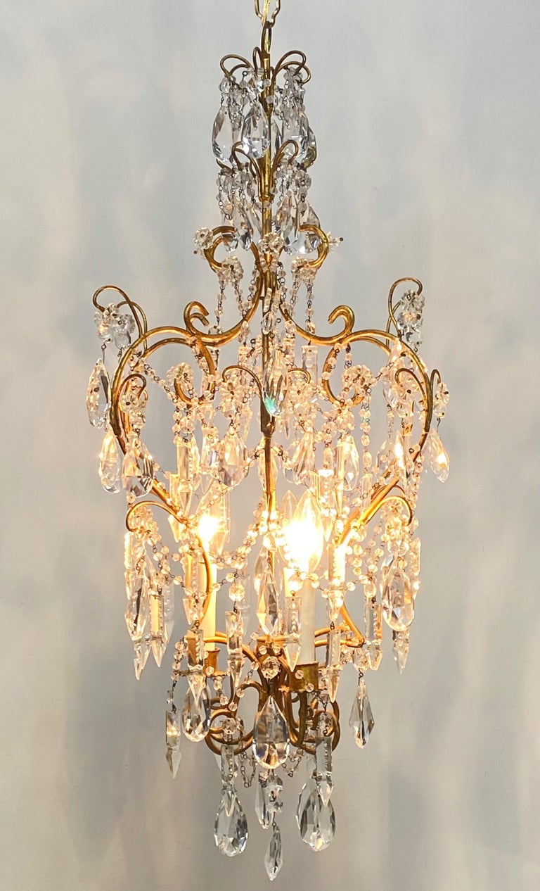 Vintage Italian Crystal and Glass Pendant Chandelier In Good Condition For Sale In San Francisco, CA