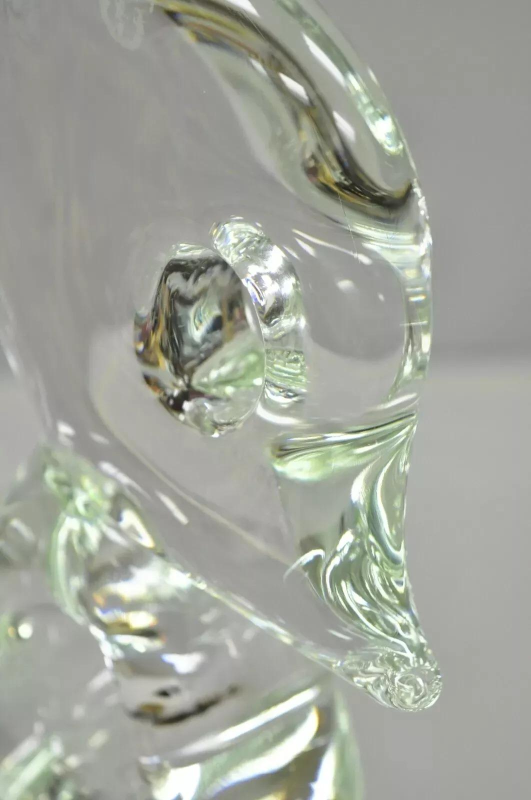20ième siècle Statue de poisson abstrait italienne en cristal de 16 pouces signée à la base en vente