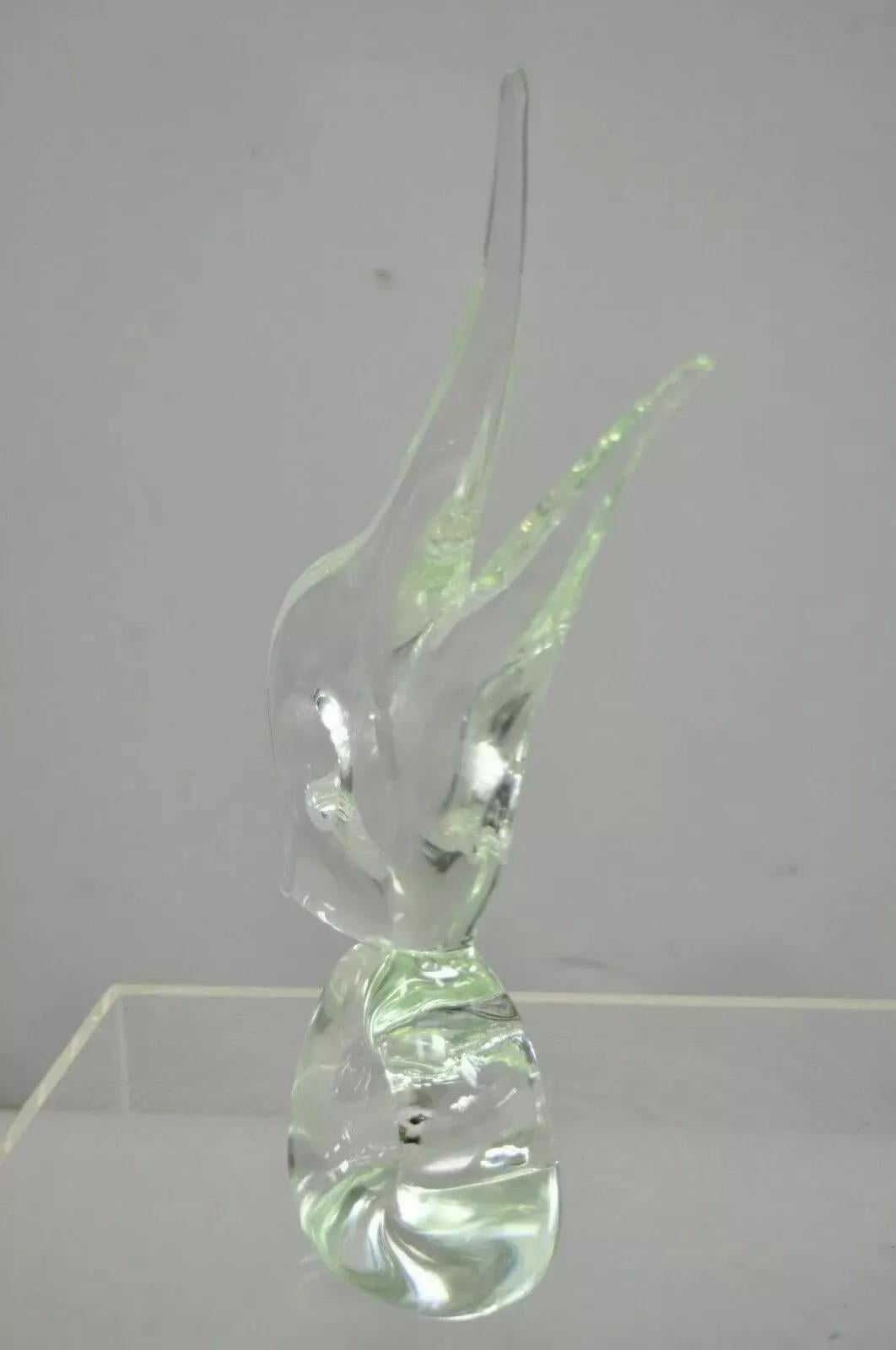 Statue de poisson abstrait italienne en cristal de 16 pouces signée à la base en vente 1