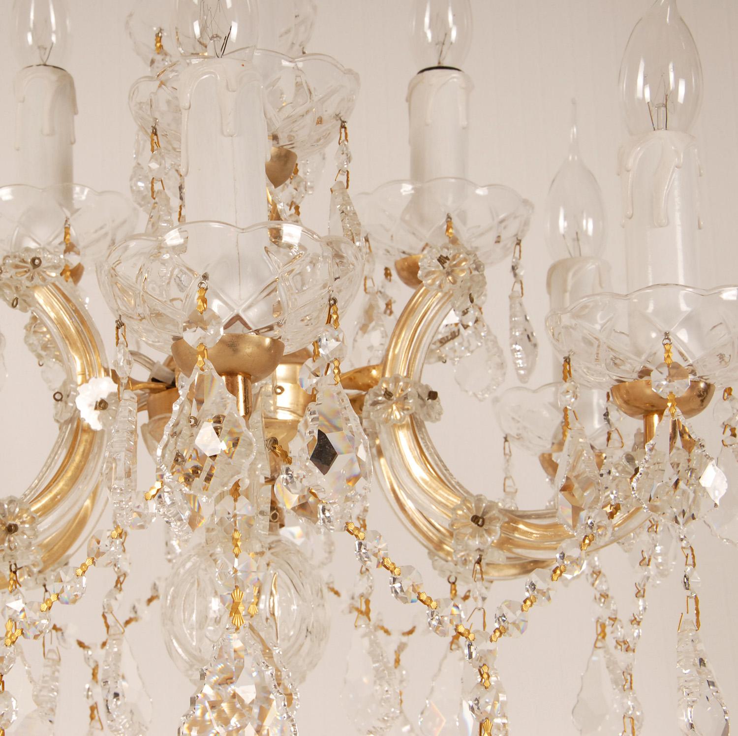 Paire de lampes de bureau italiennes vintage Girandoles en cristal et bronze doré en vente 1