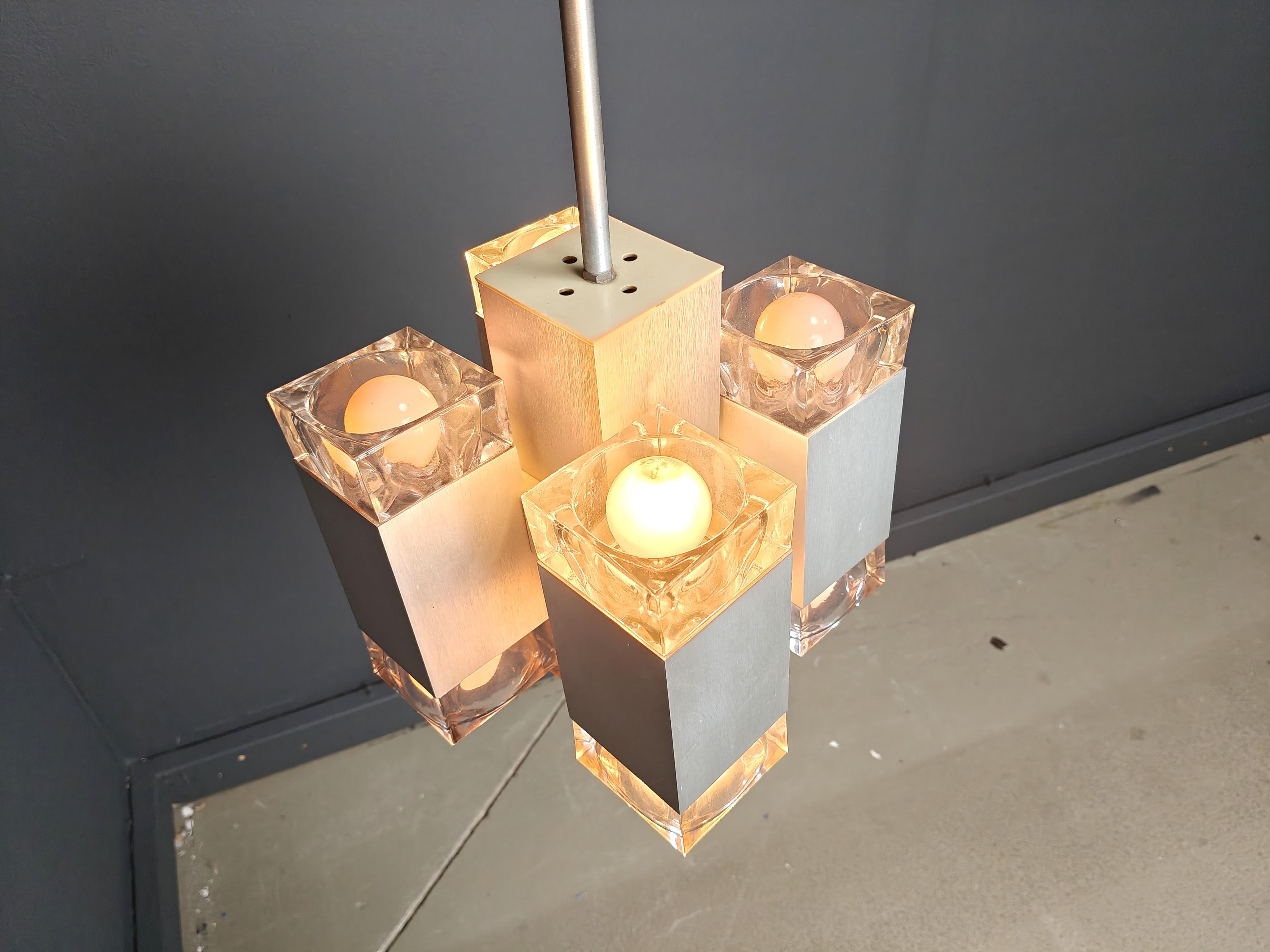 Lampadario cubico italiano vintage di Gaetano Sciolari, anni '70 In condizioni buone in vendita a Leuven, Vlaams Gewest