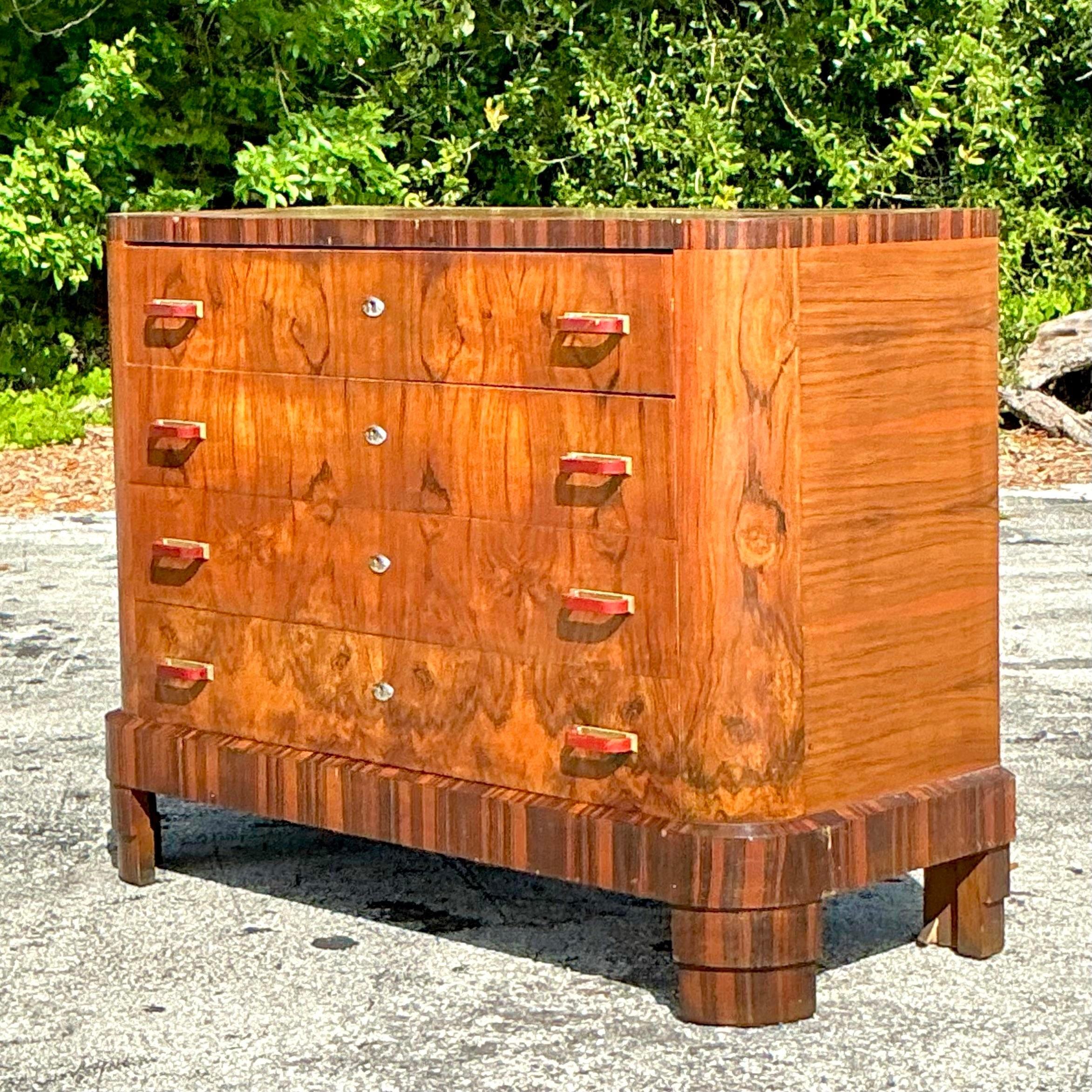 Vintage Italian Deco Burl Wood Kommode von Schubladen im Angebot 1
