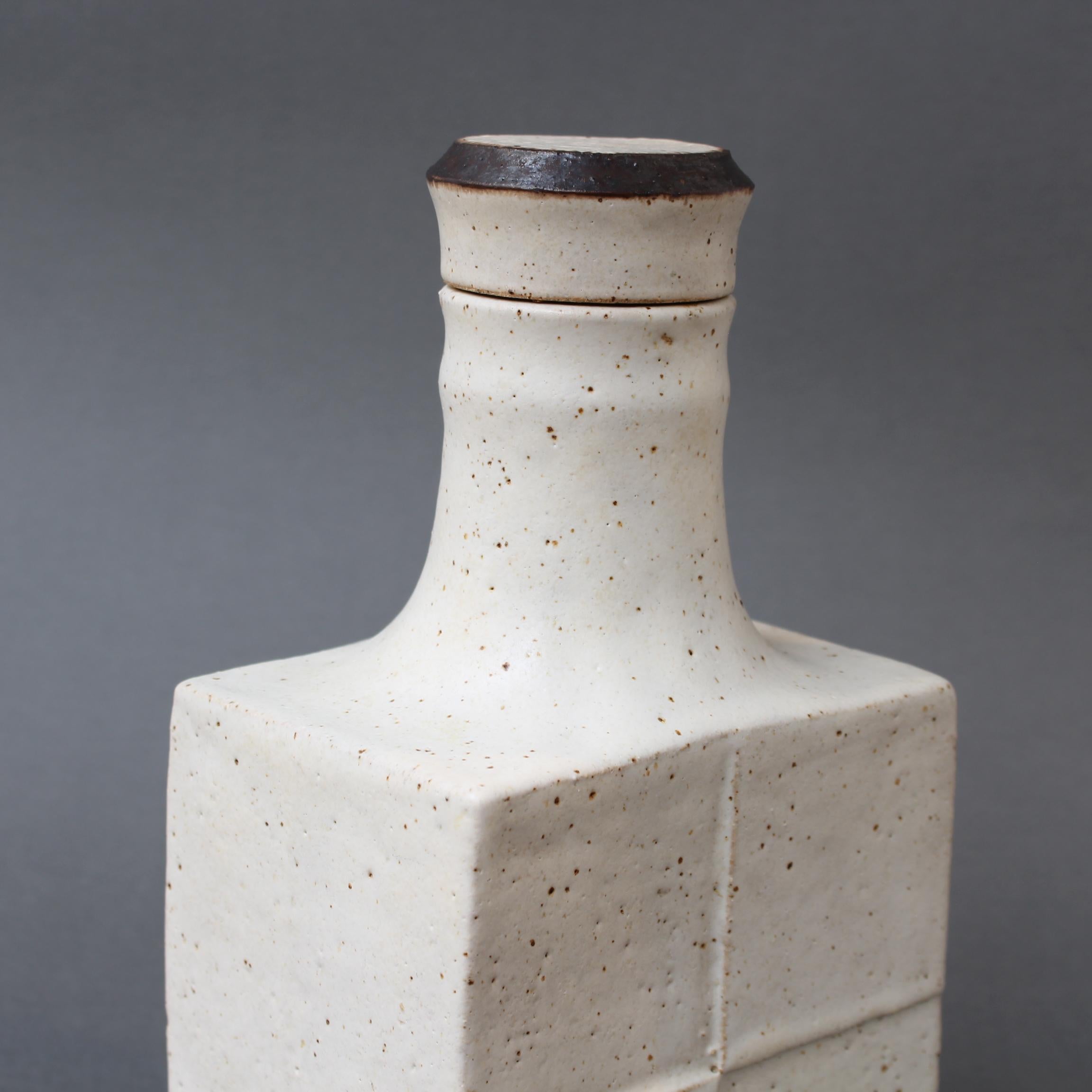 Vintage Italian Decorative Ceramic Bottle by Bruno Gambone (circa 1980s) For Sale 10