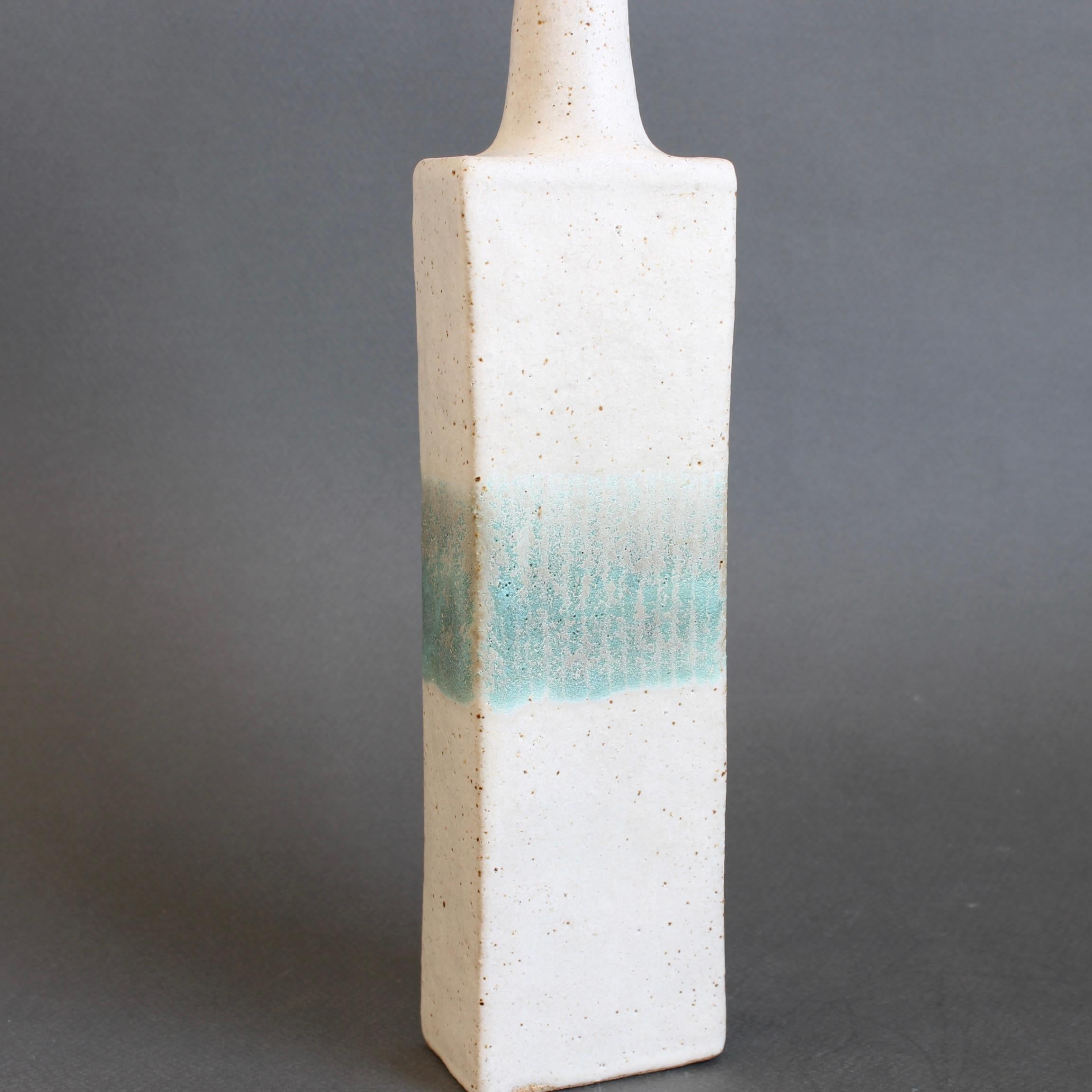 Ceramica Bottiglia decorativa italiana d'epoca in ceramica di Bruno Gambone (circa anni '80) in vendita