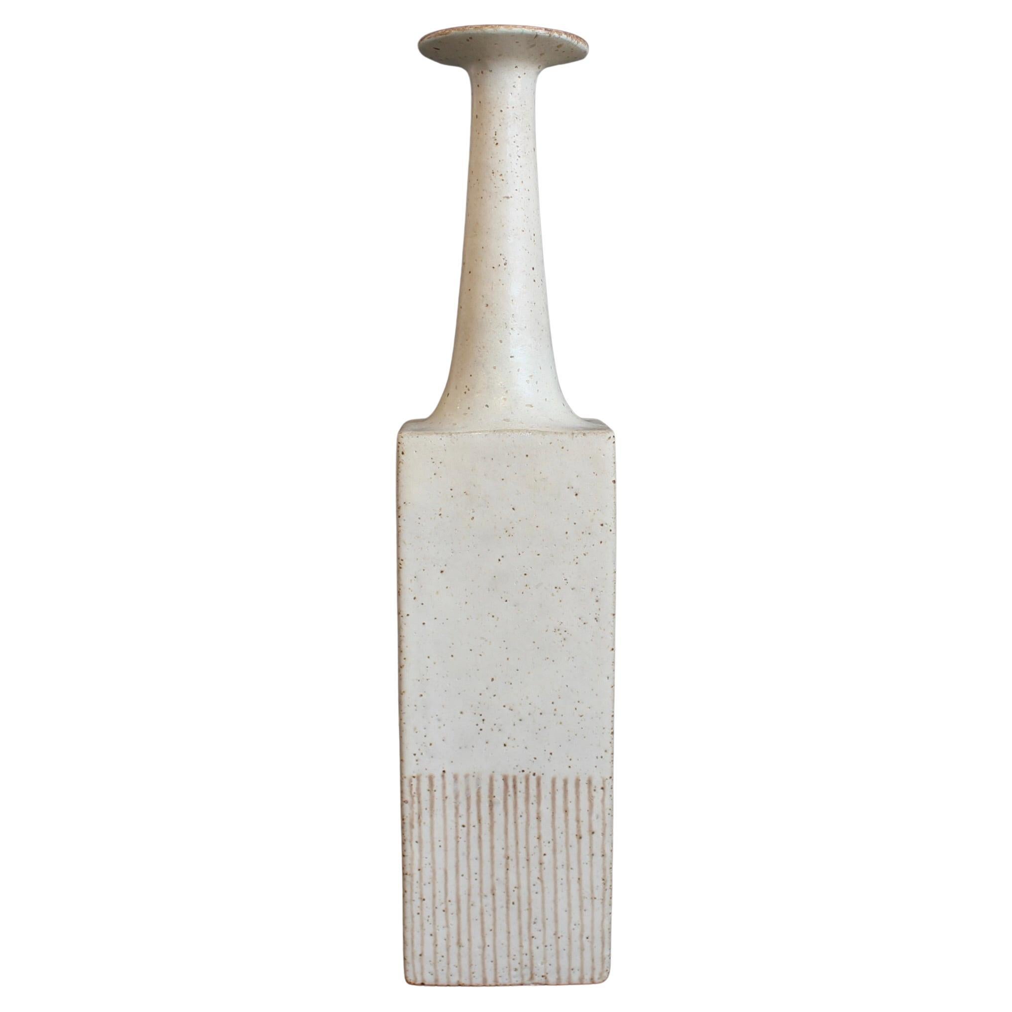 Bottiglia decorativa italiana d'epoca in ceramica di Bruno Gambone (circa anni '80) in vendita