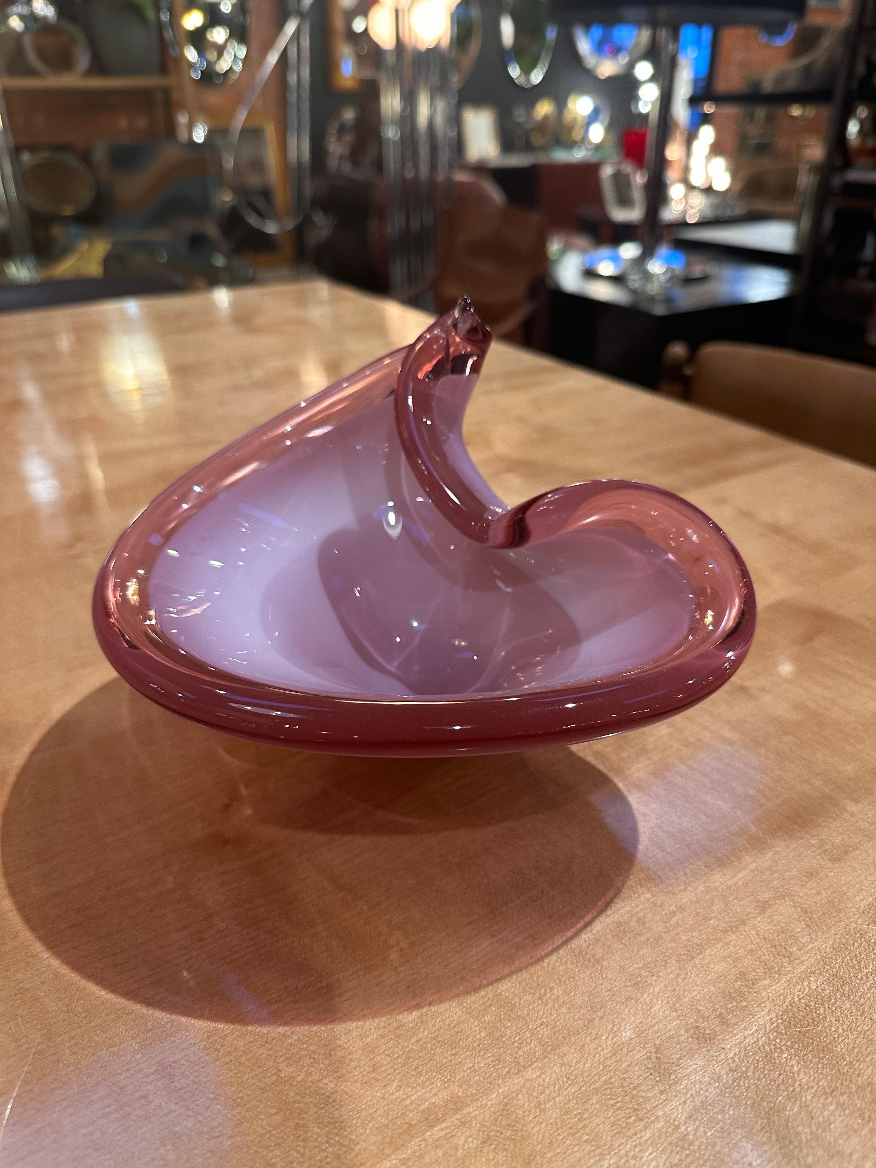 Vintage Italian Decorative Pink Bowl 1980s For Sale 1