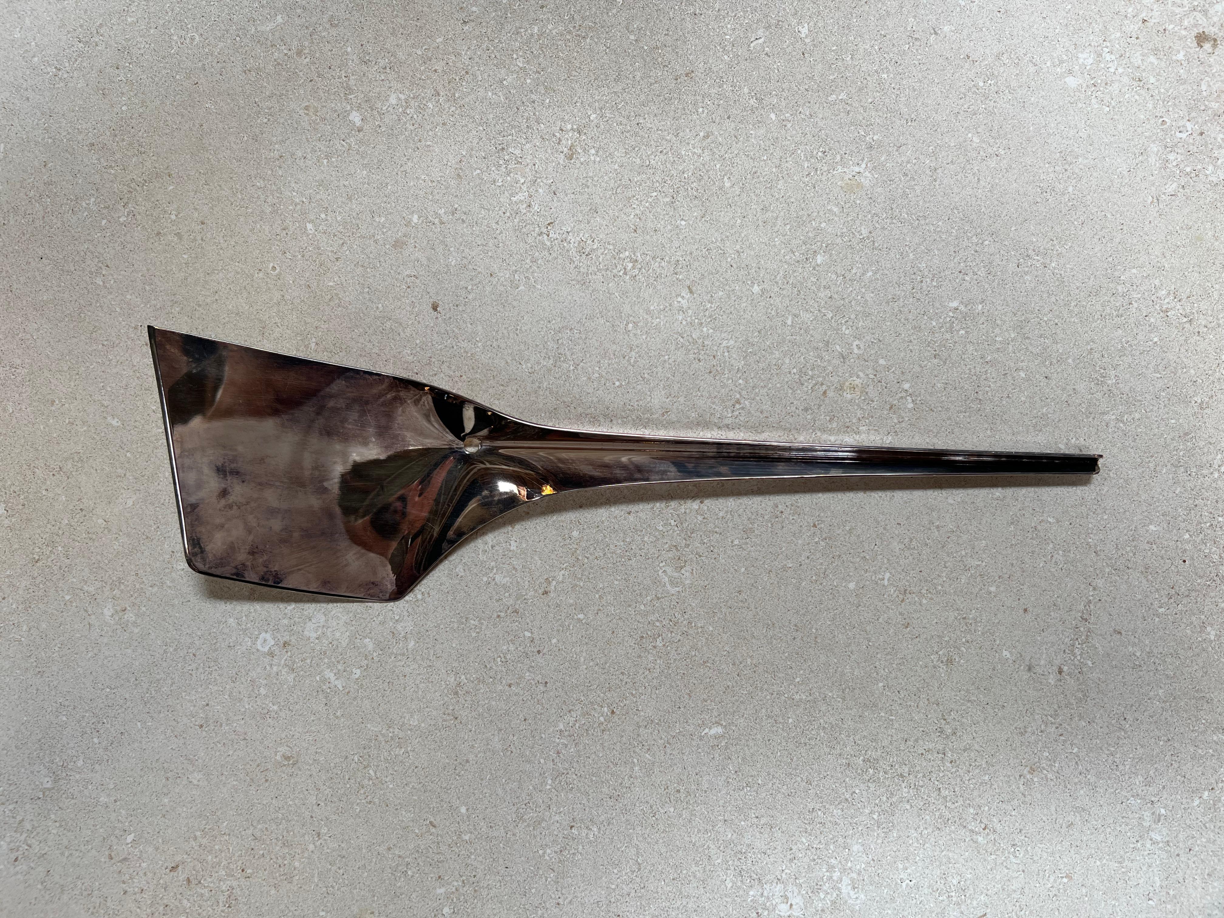 Vintage Italian Decorative Scoop by Sabatini 1960 In Good Condition For Sale In Los Angeles, CA