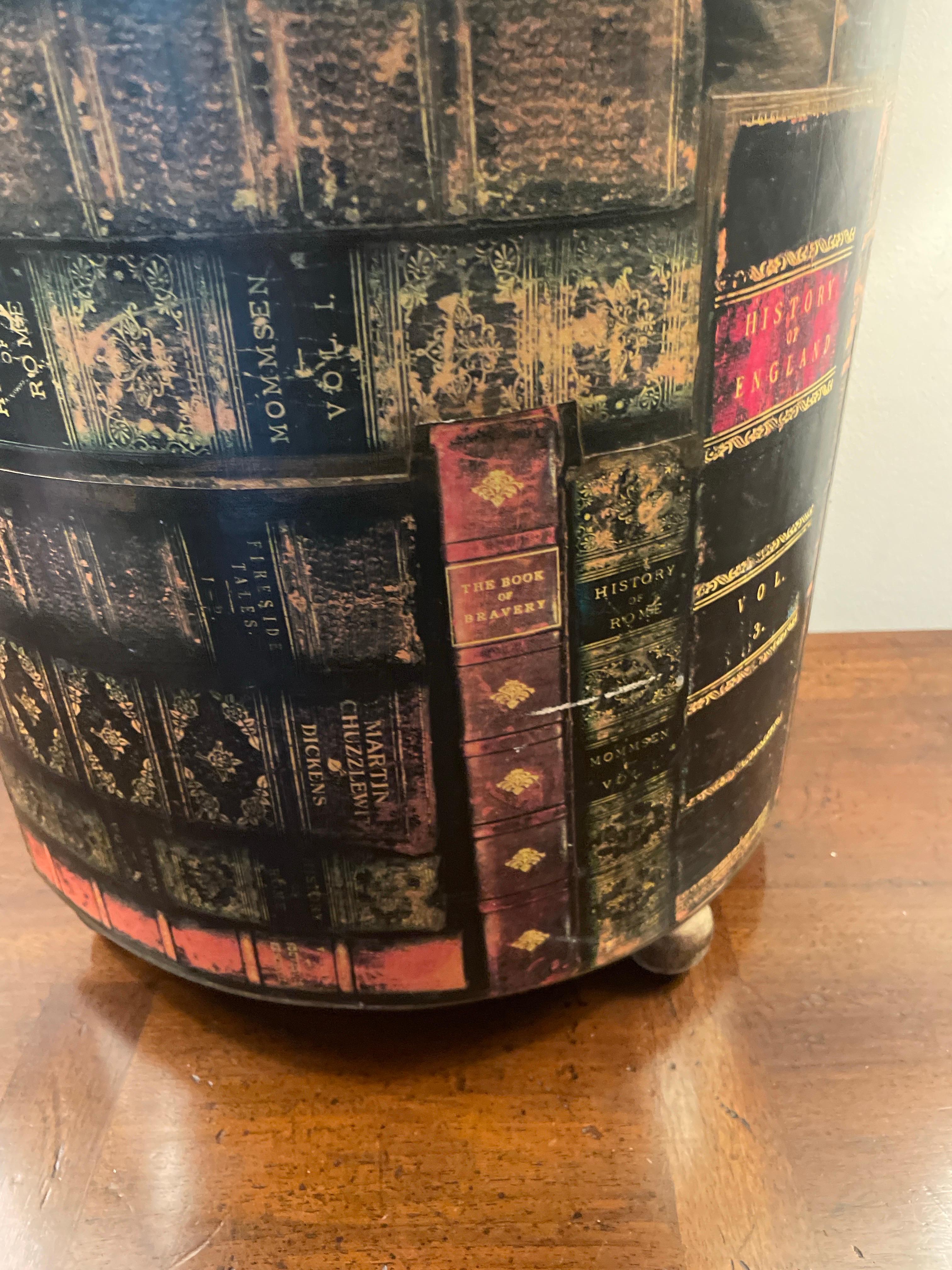 XX secolo Cestino Demi Lune Decoupage italiano d'epoca in vendita