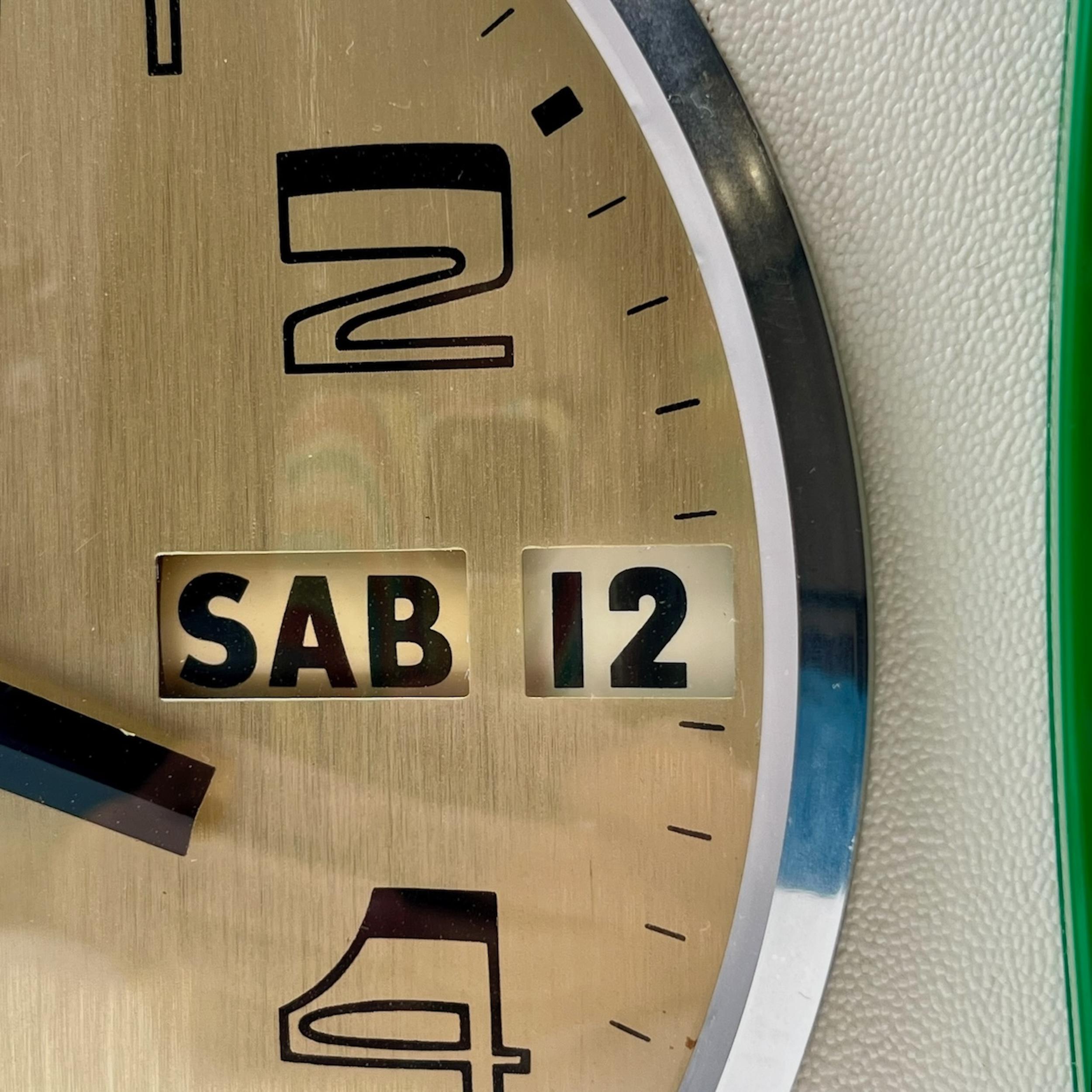 Vintage Italian Design Clock with Flip Calendar - Space Age 60s 70s Decor 3