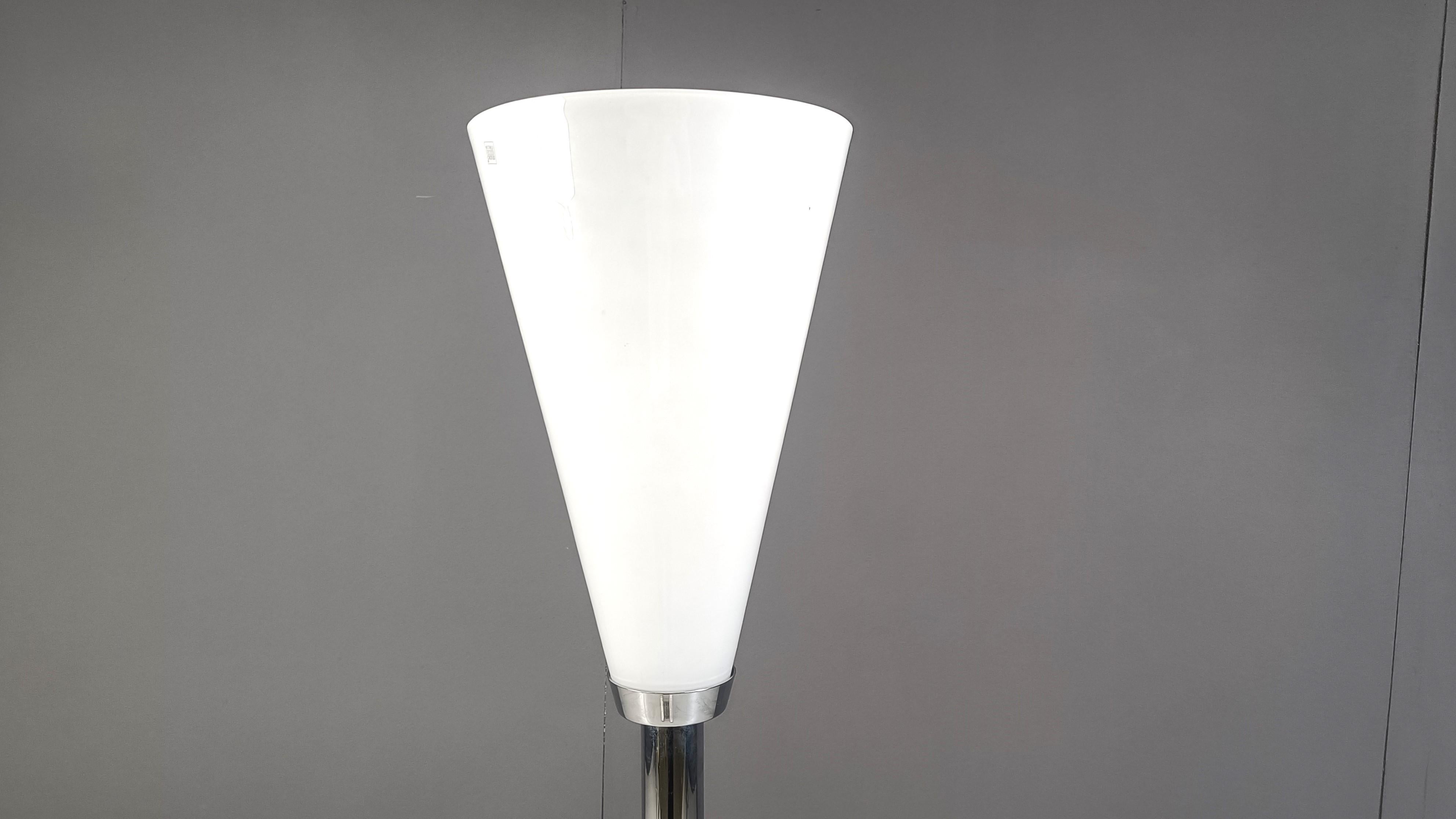 Italian Vintage italian design floor lamp, 1990s For Sale