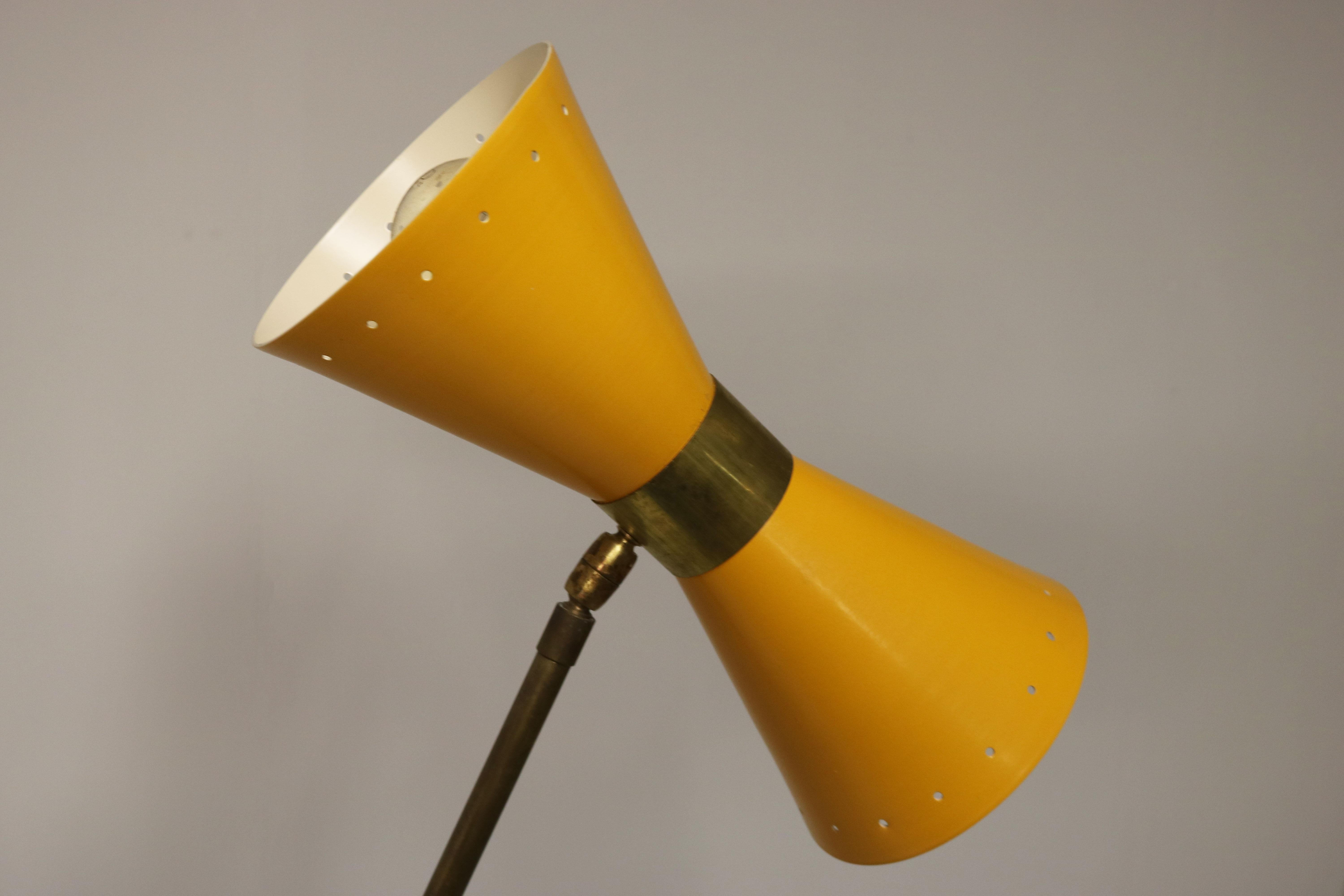 Vintage Italian Design Floor Lamp Brass Yellow Diabolo 1950 Midcentury Stilnovo For Sale 2