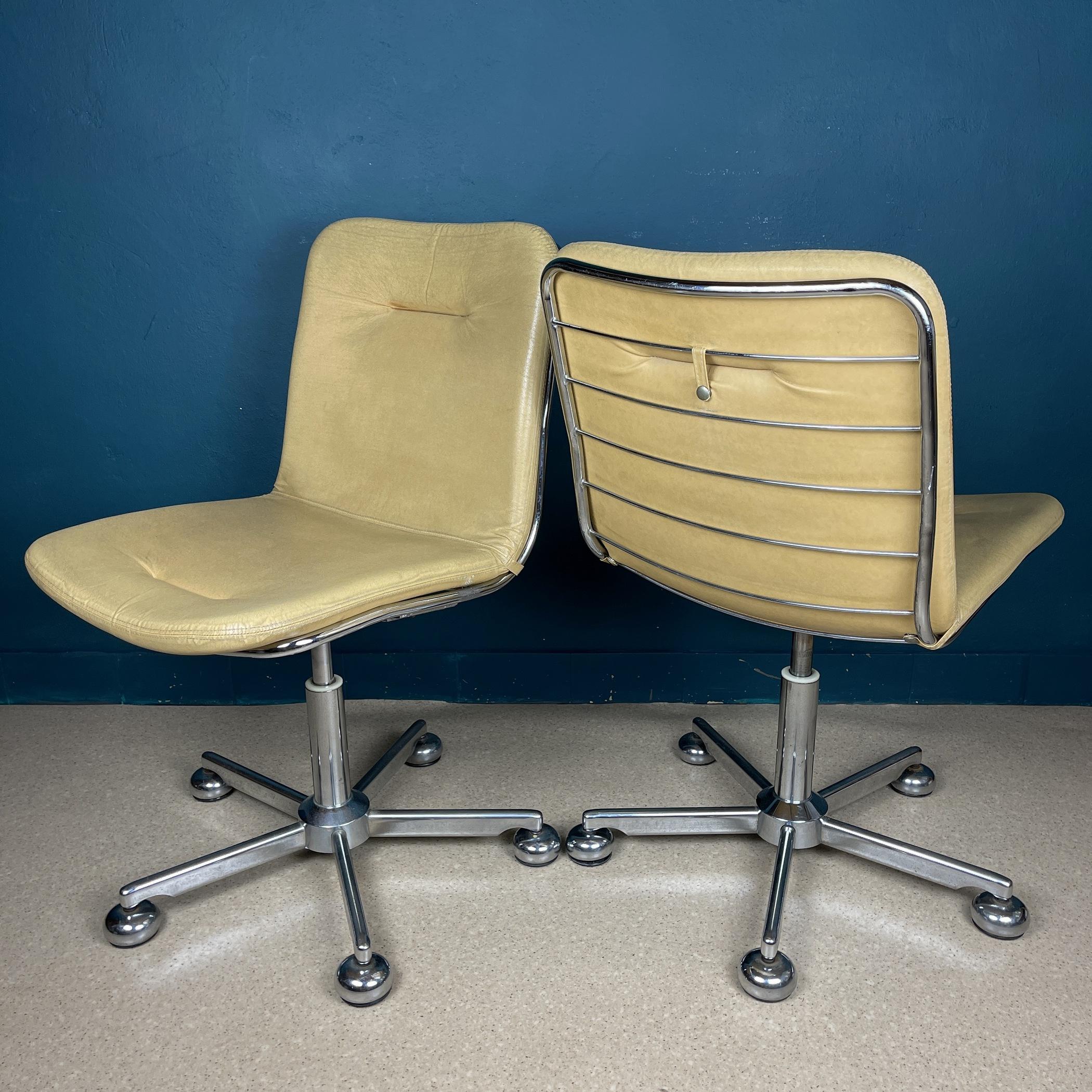 Vintage Italian Desk Chairs Italy 1970s Set of 2 Style Gastone Rinaldi For Sale 2