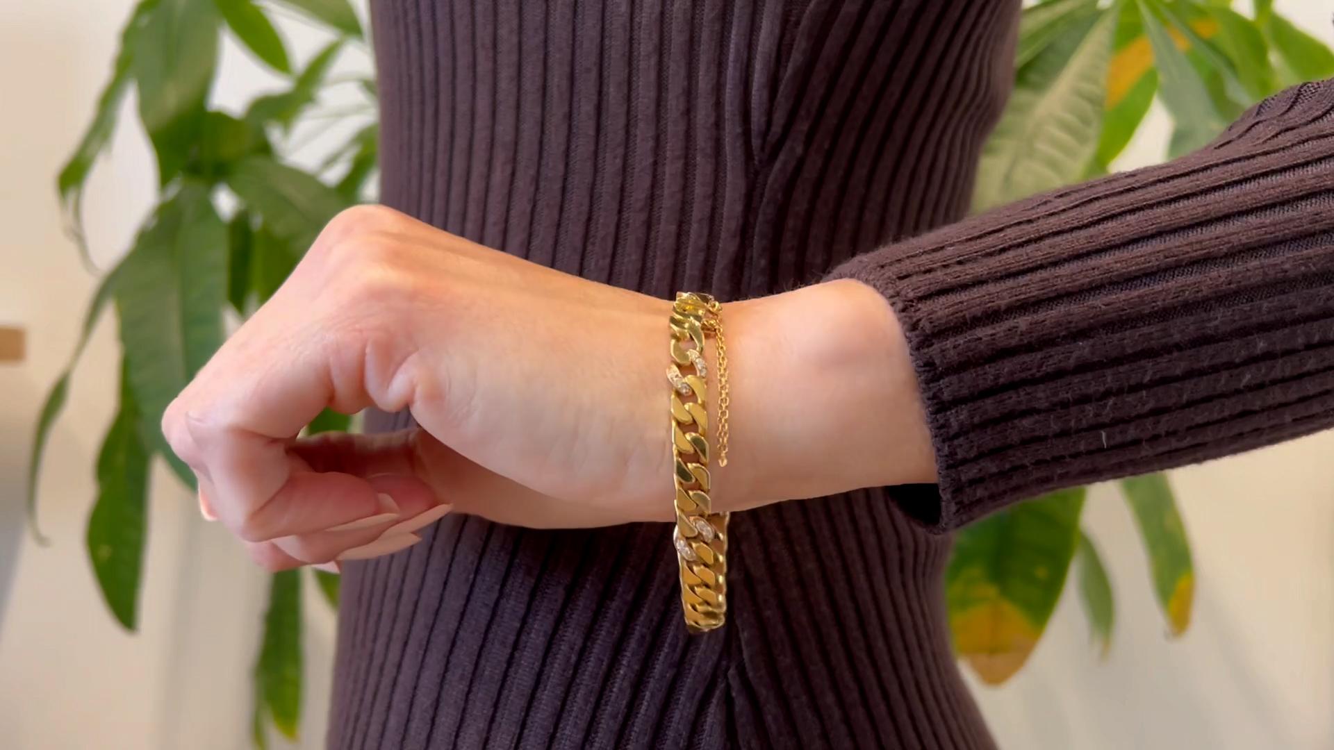 Taille brillant Bracelet italien vintage en or jaune 18 carats avec diamants en vente