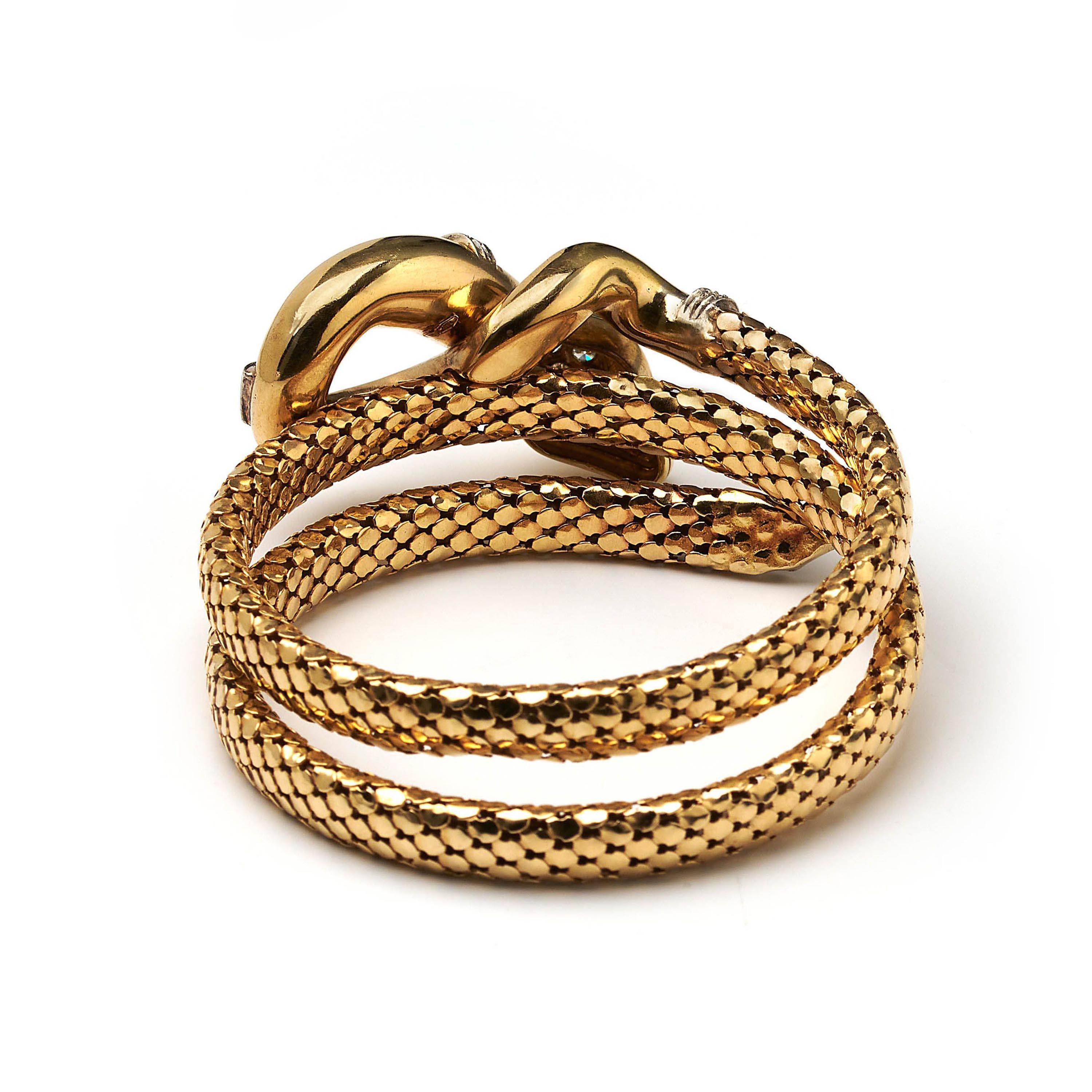 Bracelet italien vintage en forme de serpent en or et diamants, circa 1960 Pour femmes en vente