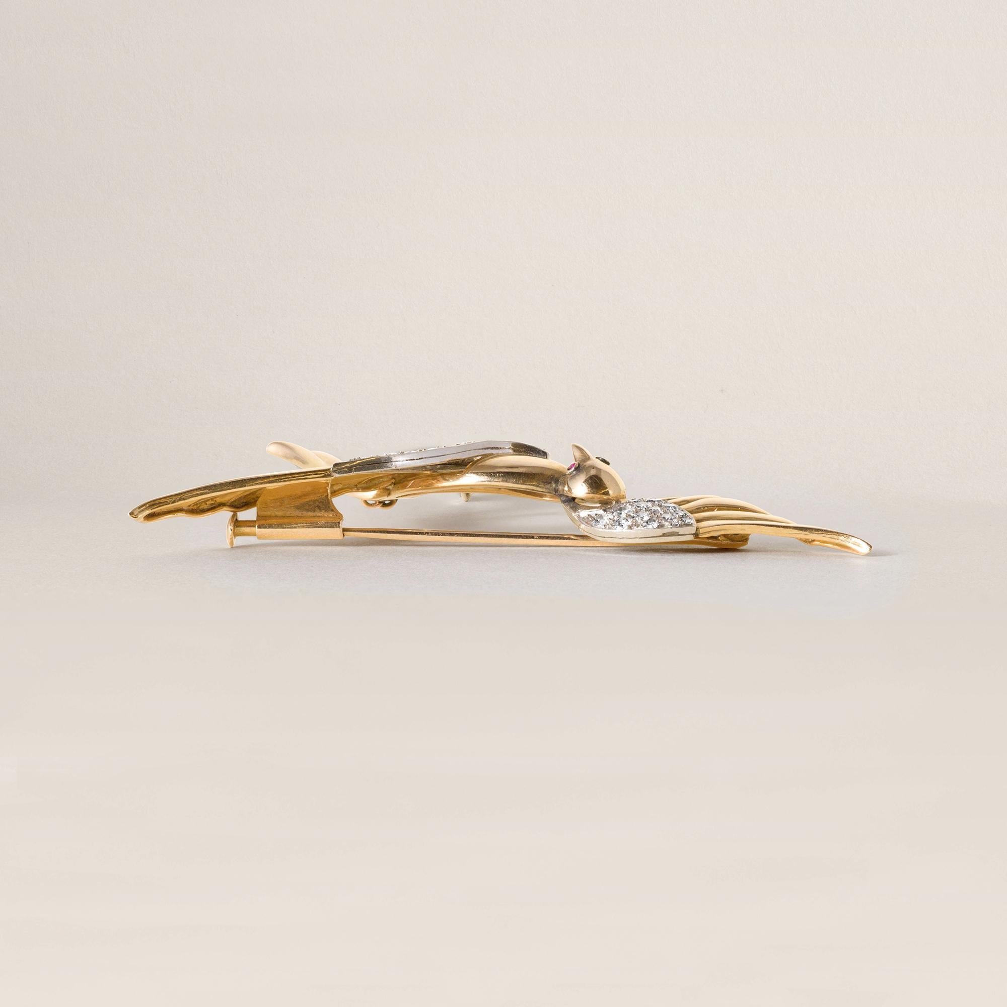 Vintage Italian Diamond Phoenix Bird Brooch 18k and Platinum In Good Condition For Sale In Los Angeles, CA