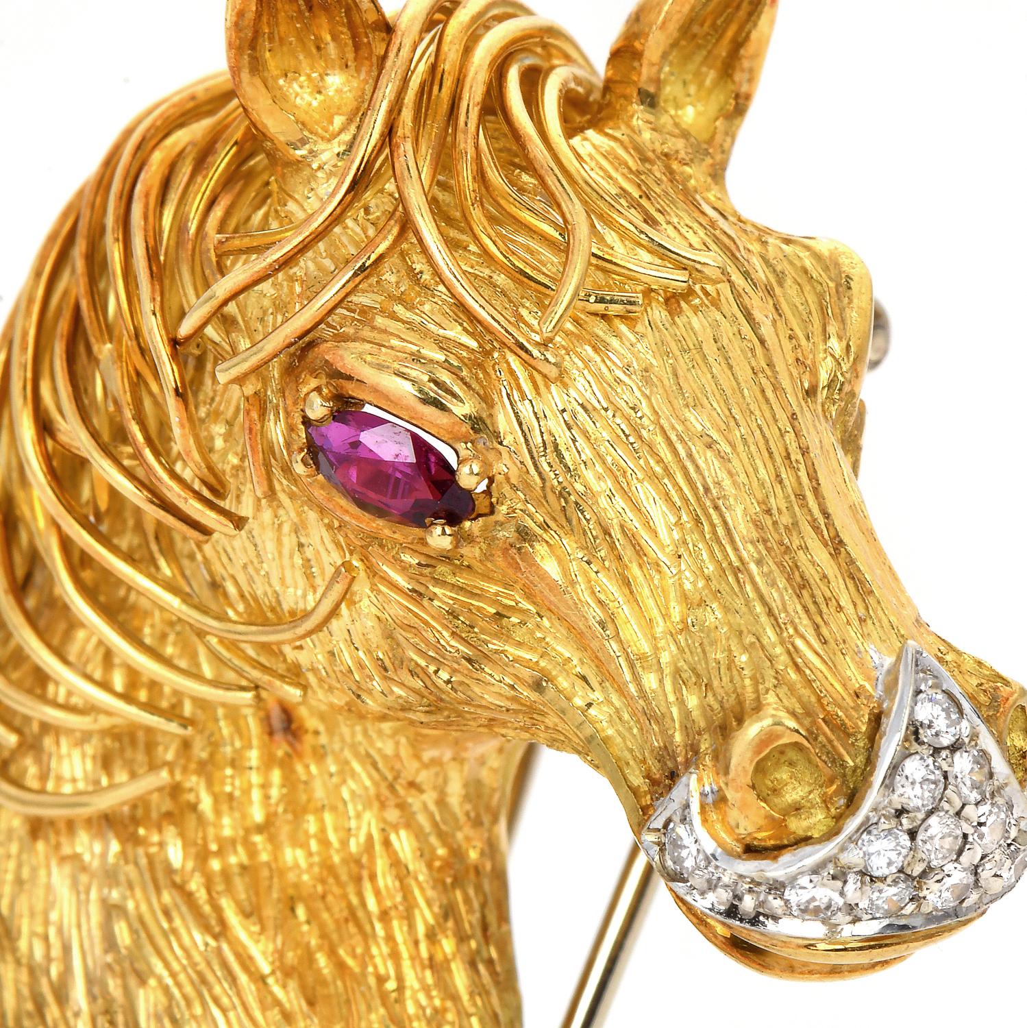 A magnificent Italian made highly detailed Horsehead Motif Brooch Pin.

Crafted in solid 18K Yellow Gold & White Gold Accents

With a textured finish, and highly polished mane.

Adorned in the neck and mouth with 11 round cut, prong set Genuine