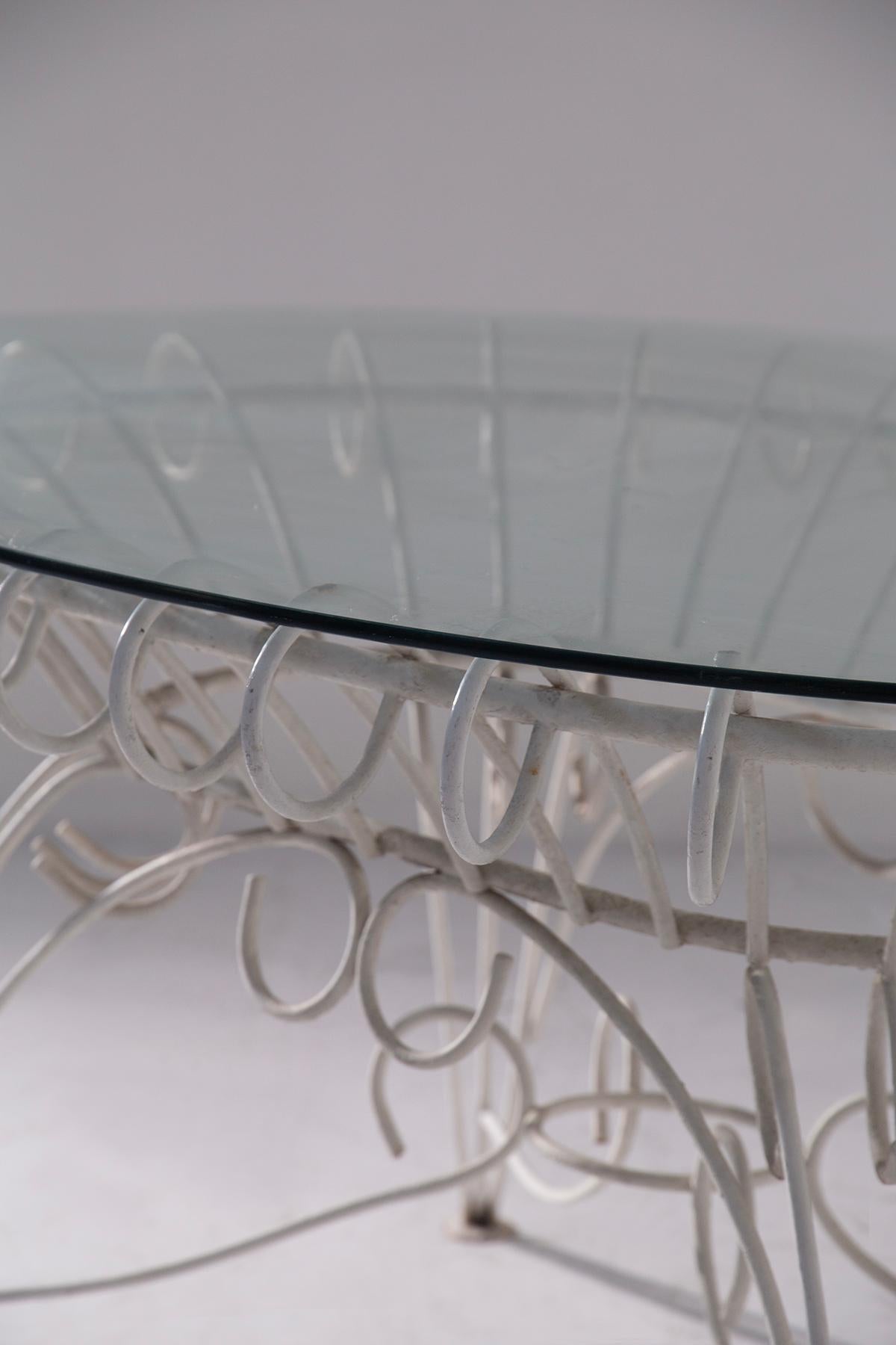 Mid-20th Century Vintage Italian dining table for garden in white iron and glass in vendita
