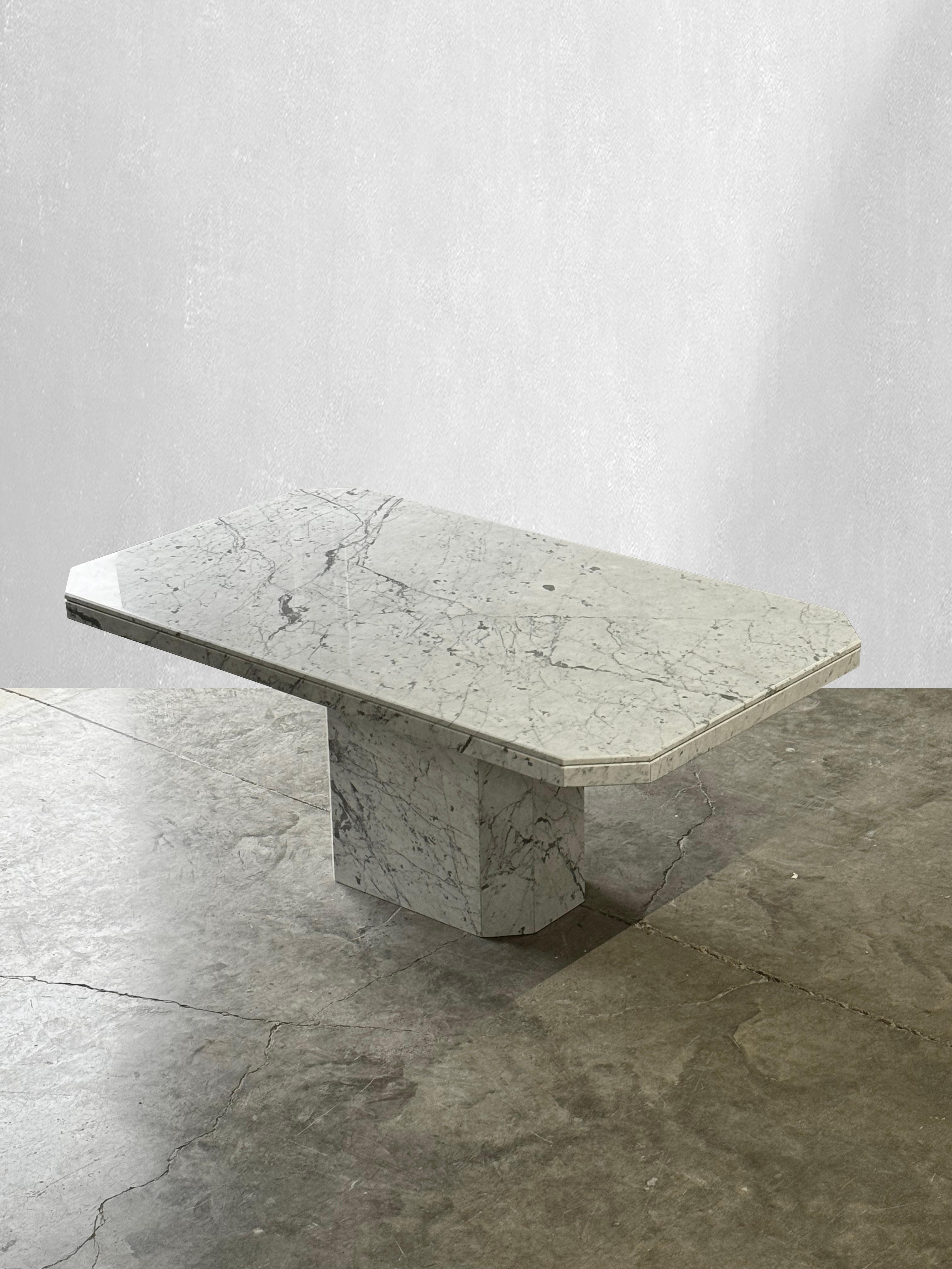 Post-Modern Vintage Italian Dining Table in Bianco Carrara Marble For Sale