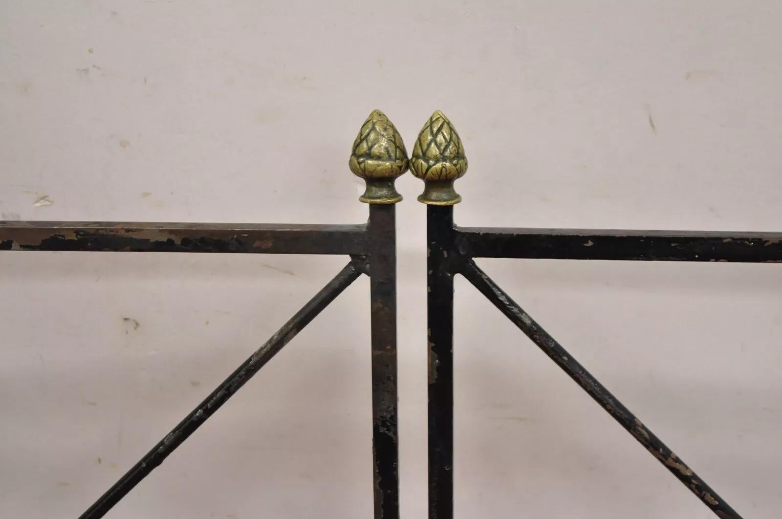 20ième siècle Ensemble de salle à manger Directoire italienne vintage en fer forgé à dos en X avec glands de gland - 7 pièces en vente