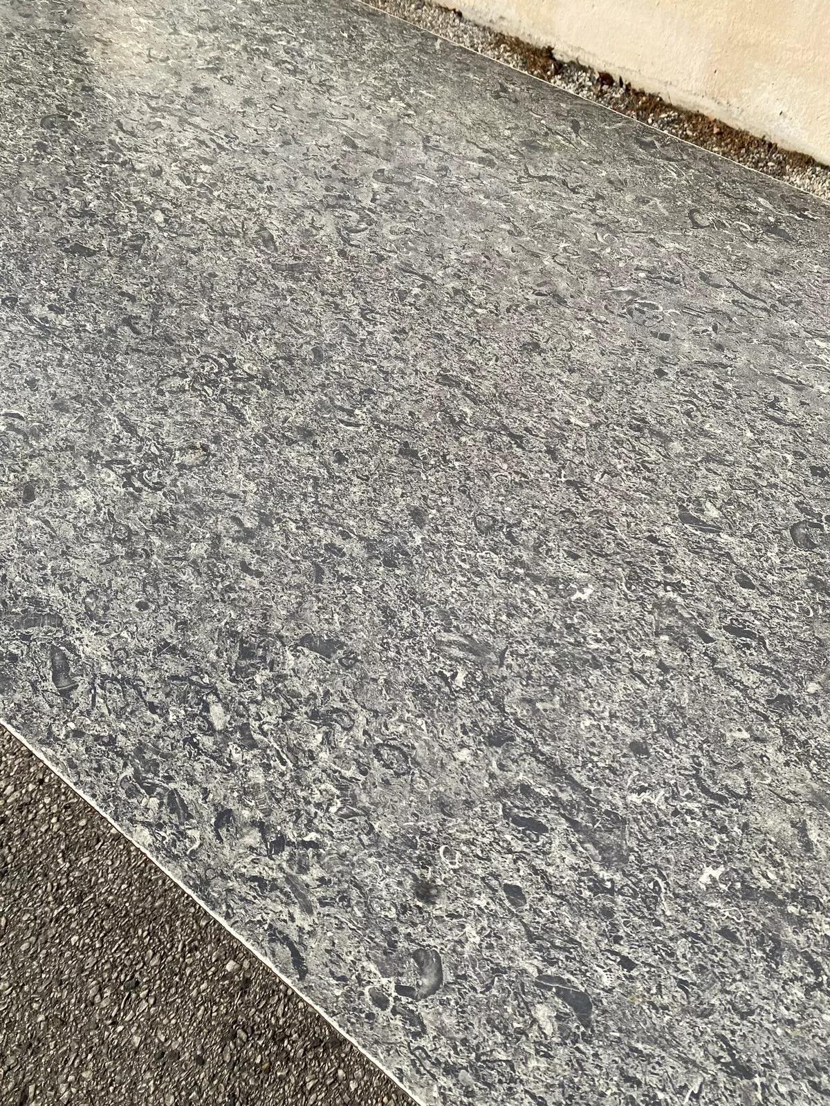 Ensemble de salle à manger Directoire italienne vintage en fer forgé à dos en X avec glands de gland - 7 pièces en vente 1