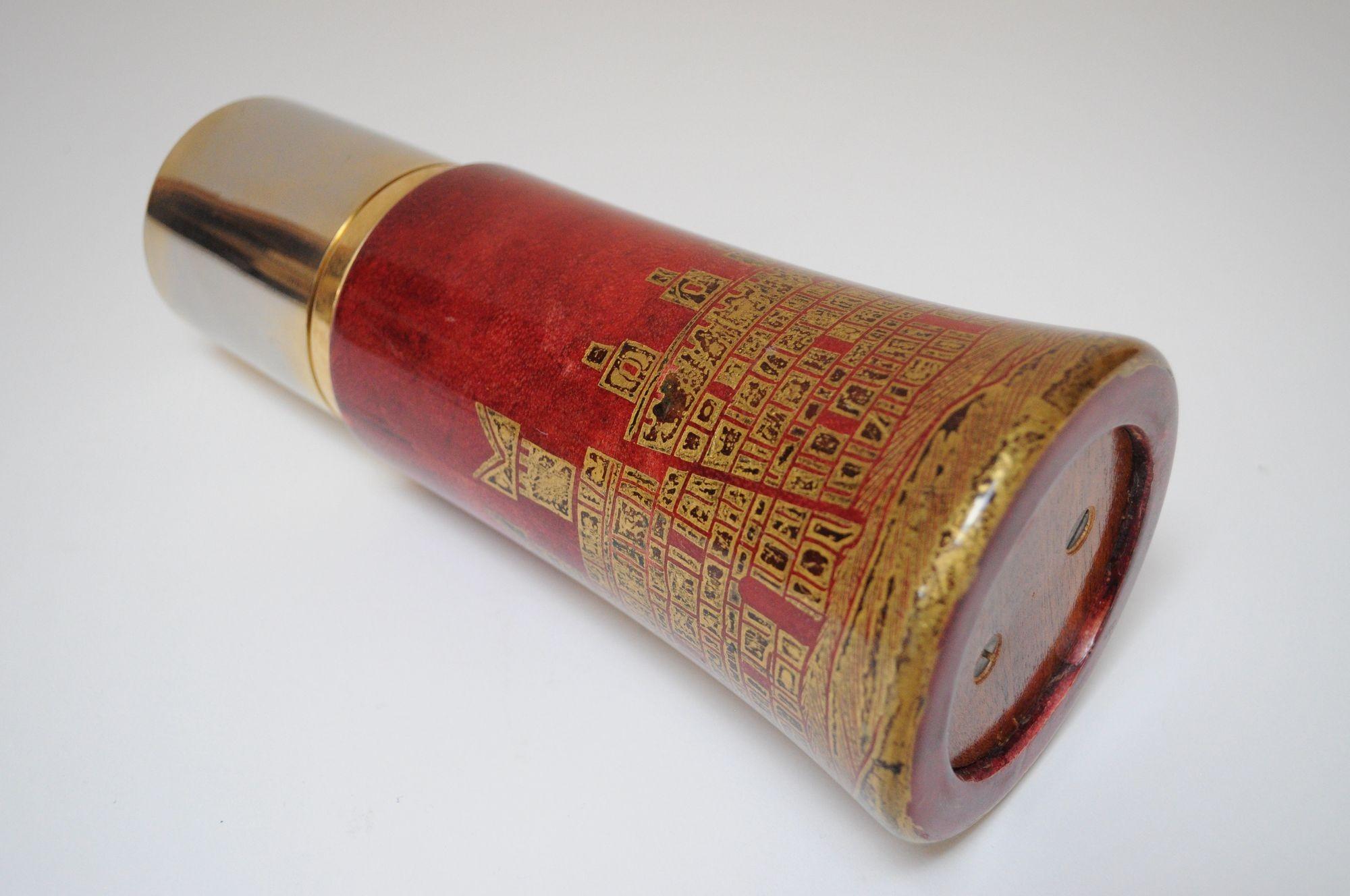 Vintage Italian Dyed Red Goatskin and Brass Cocktail Shaker by Aldo Tura In Good Condition For Sale In Brooklyn, NY