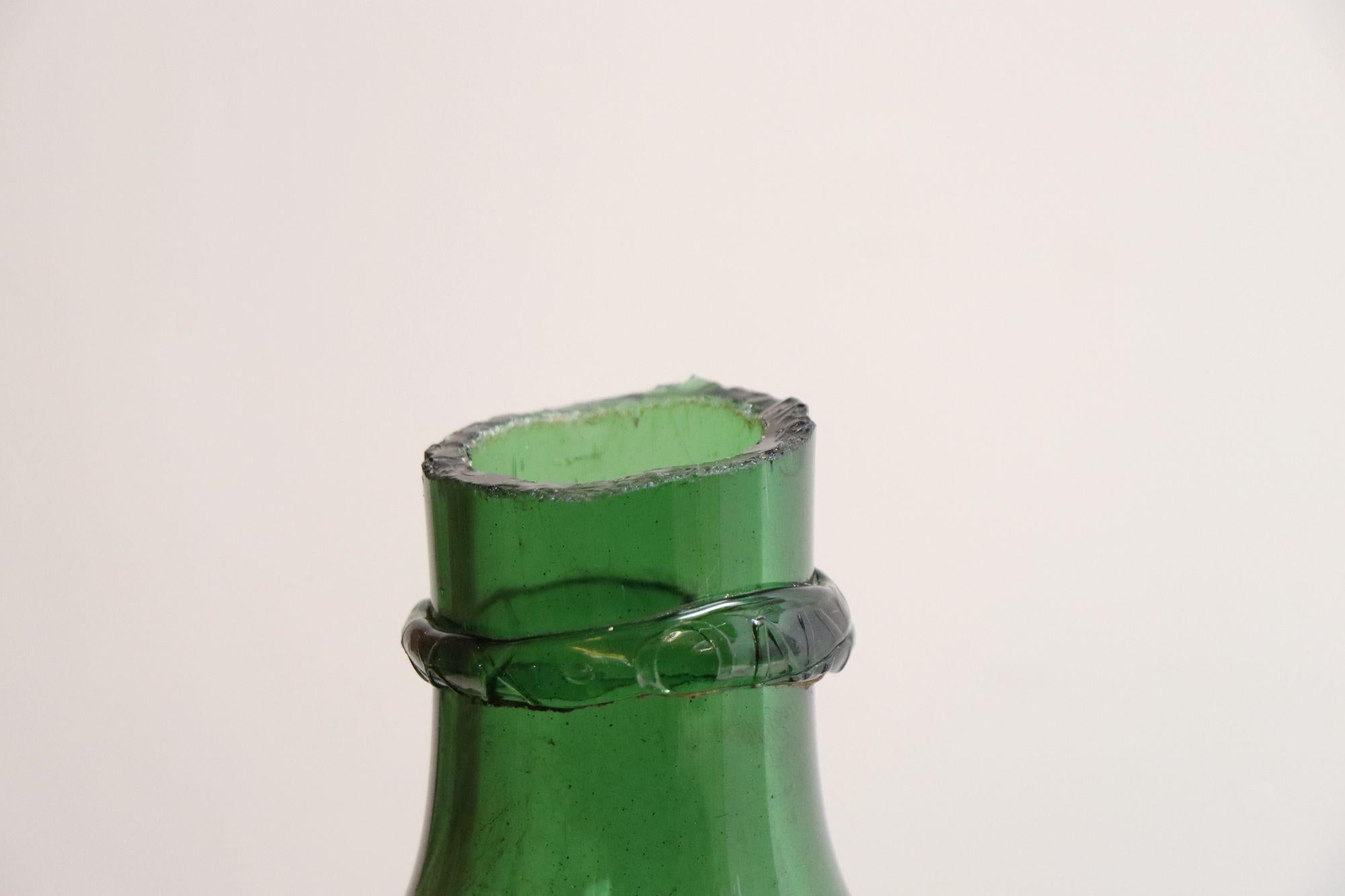 Vintage Italian Emerald Green Blown Glass Teardrop-Form Demijohn Carboy For Sale 13