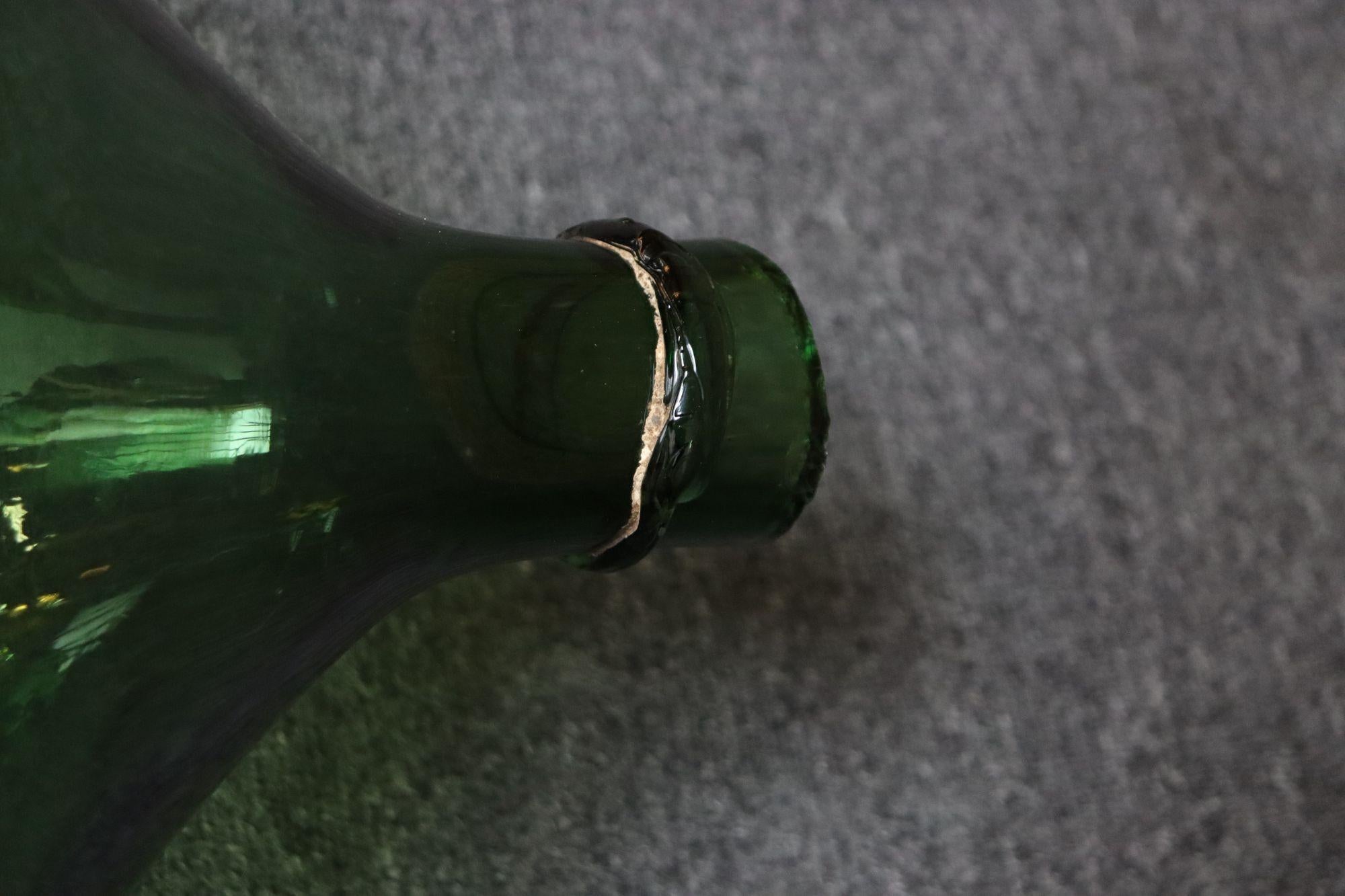 Vintage Italian Emerald Green Blown Glass Teardrop-Form Demijohn Carboy For Sale 14