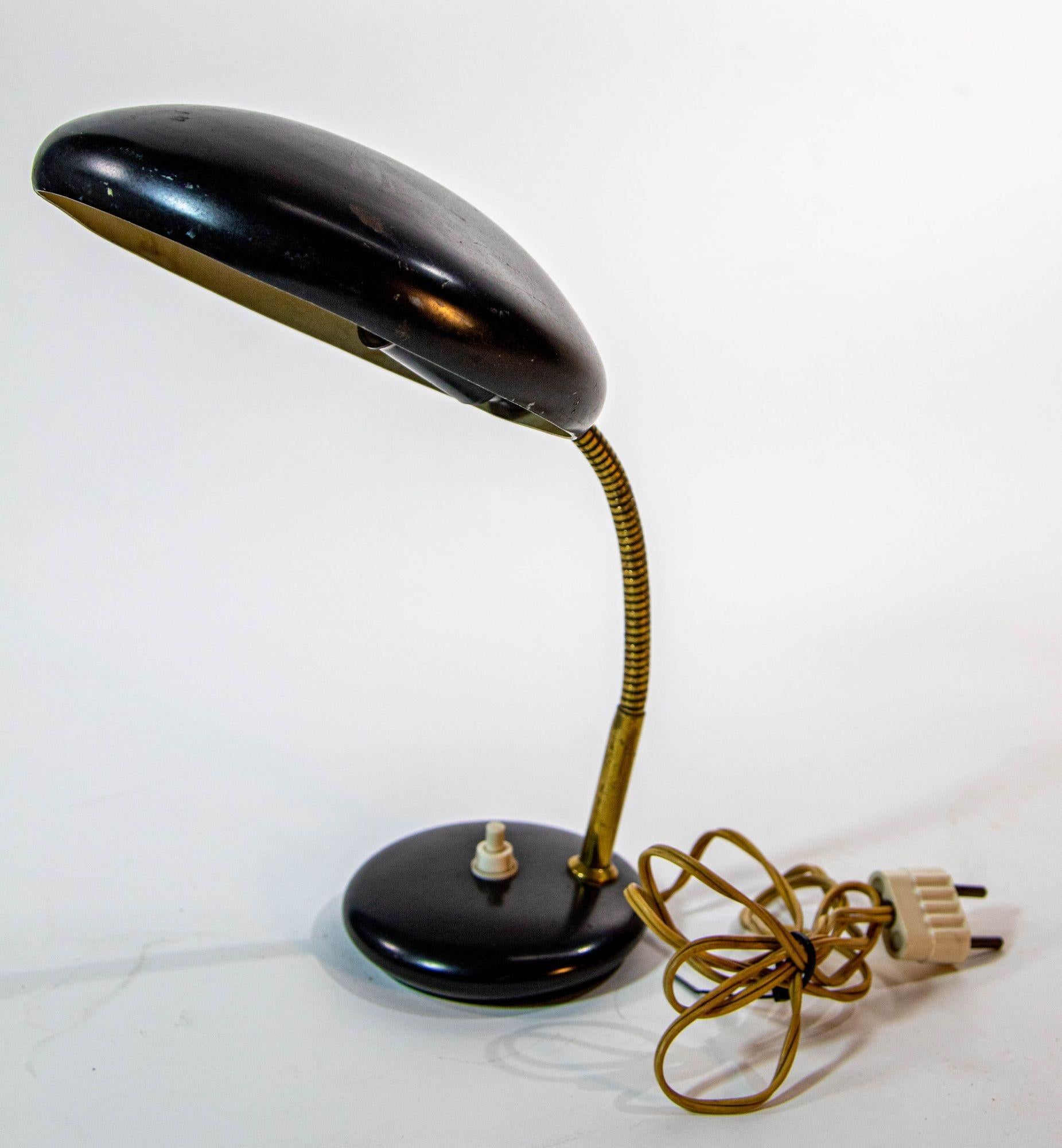 Vintage Italian Enameled Tole and Brass Desk Lamp 1960s Bauhaus For Sale 8