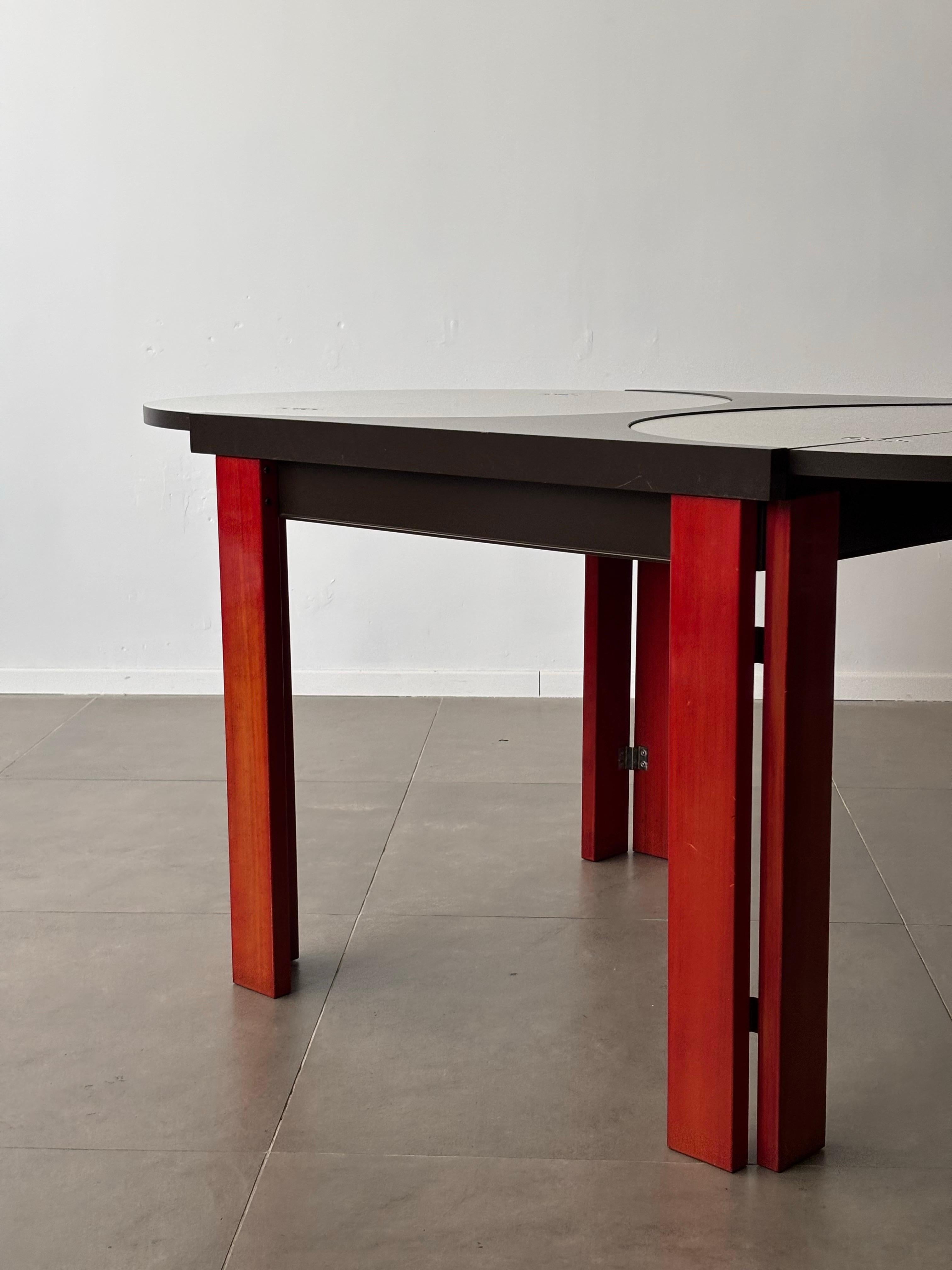 Table de salle à manger italienne extensible, années 1970, Italie en vente 6