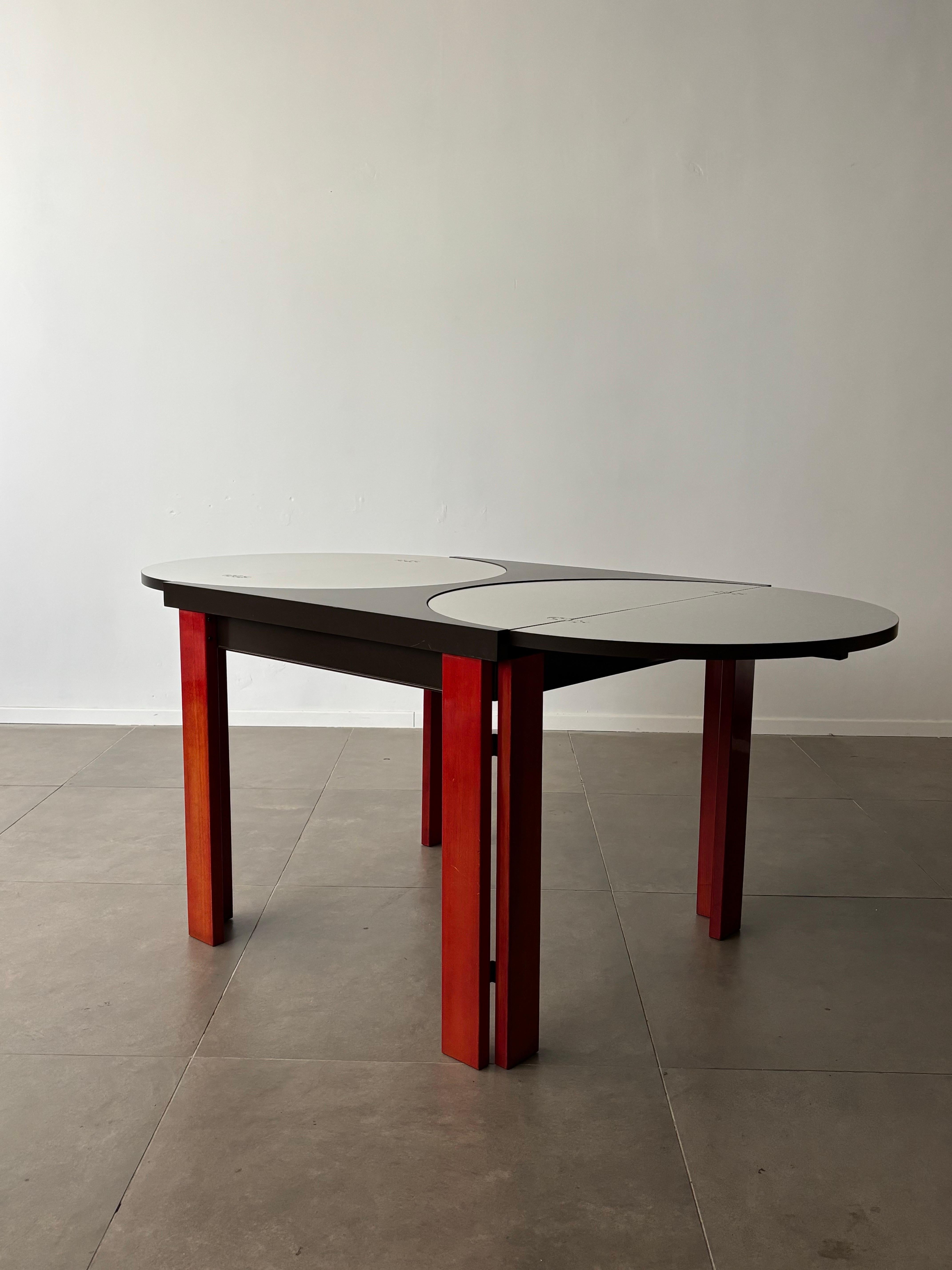 Métal Table de salle à manger italienne extensible, années 1970, Italie en vente