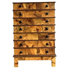 Commodes and Chests of Drawers