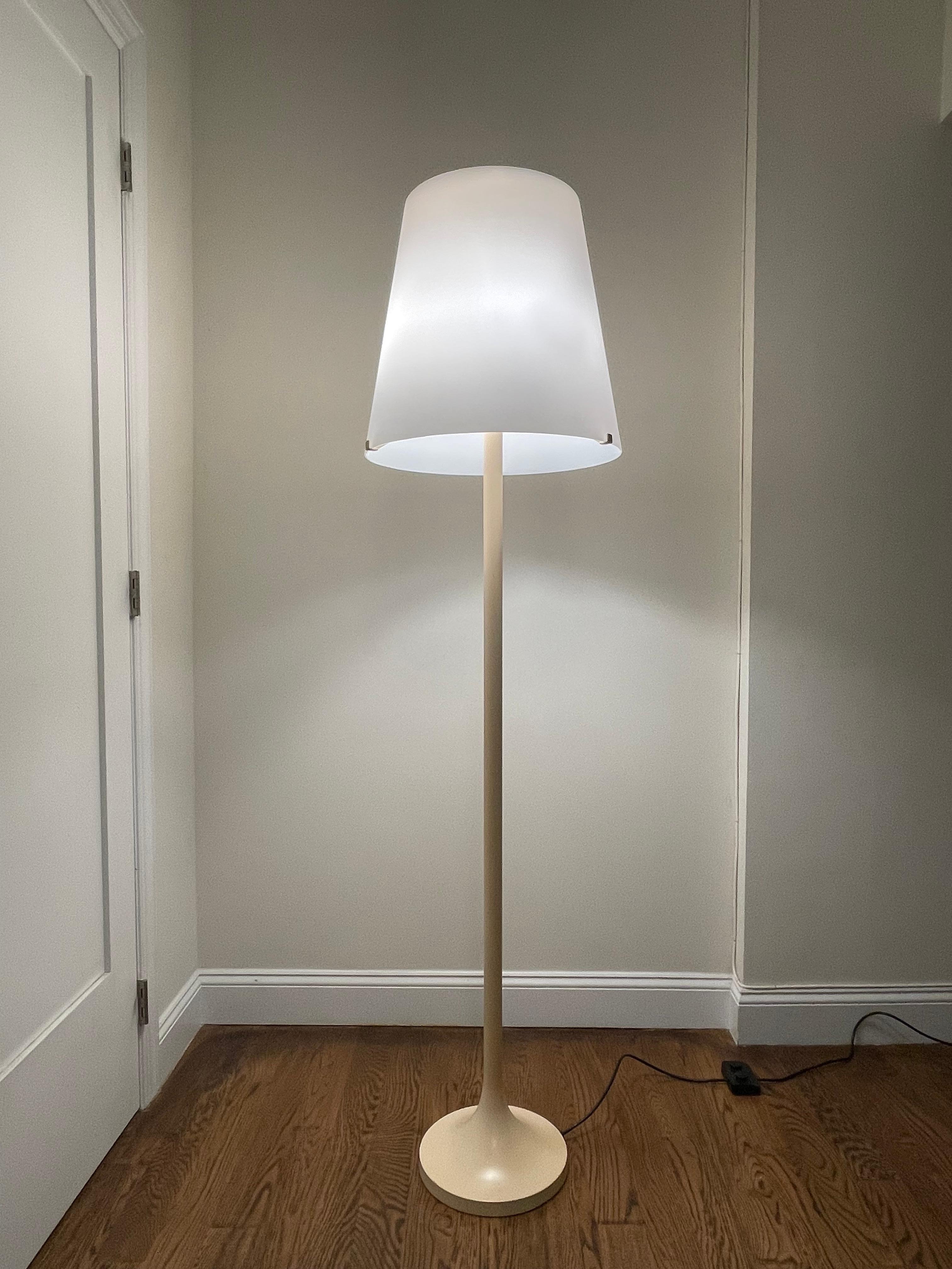 Italiano Lampada da terra Vintage Italian Lamp di Max Ingrand per Fontana Arte in vendita