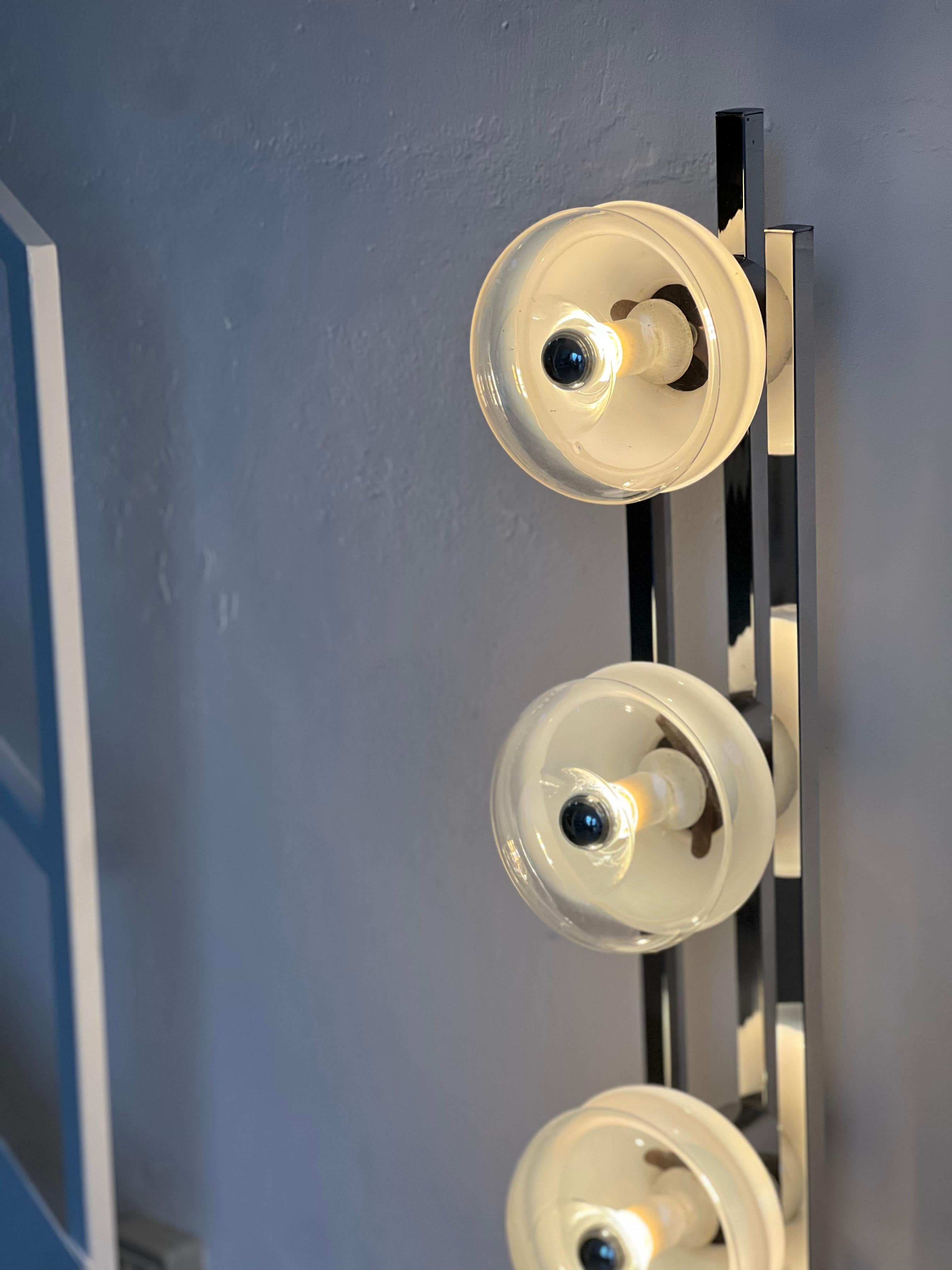 Modern Vintage Italian Floor Lamp in Chromed Metal and Glass with Three Faded Shades For Sale