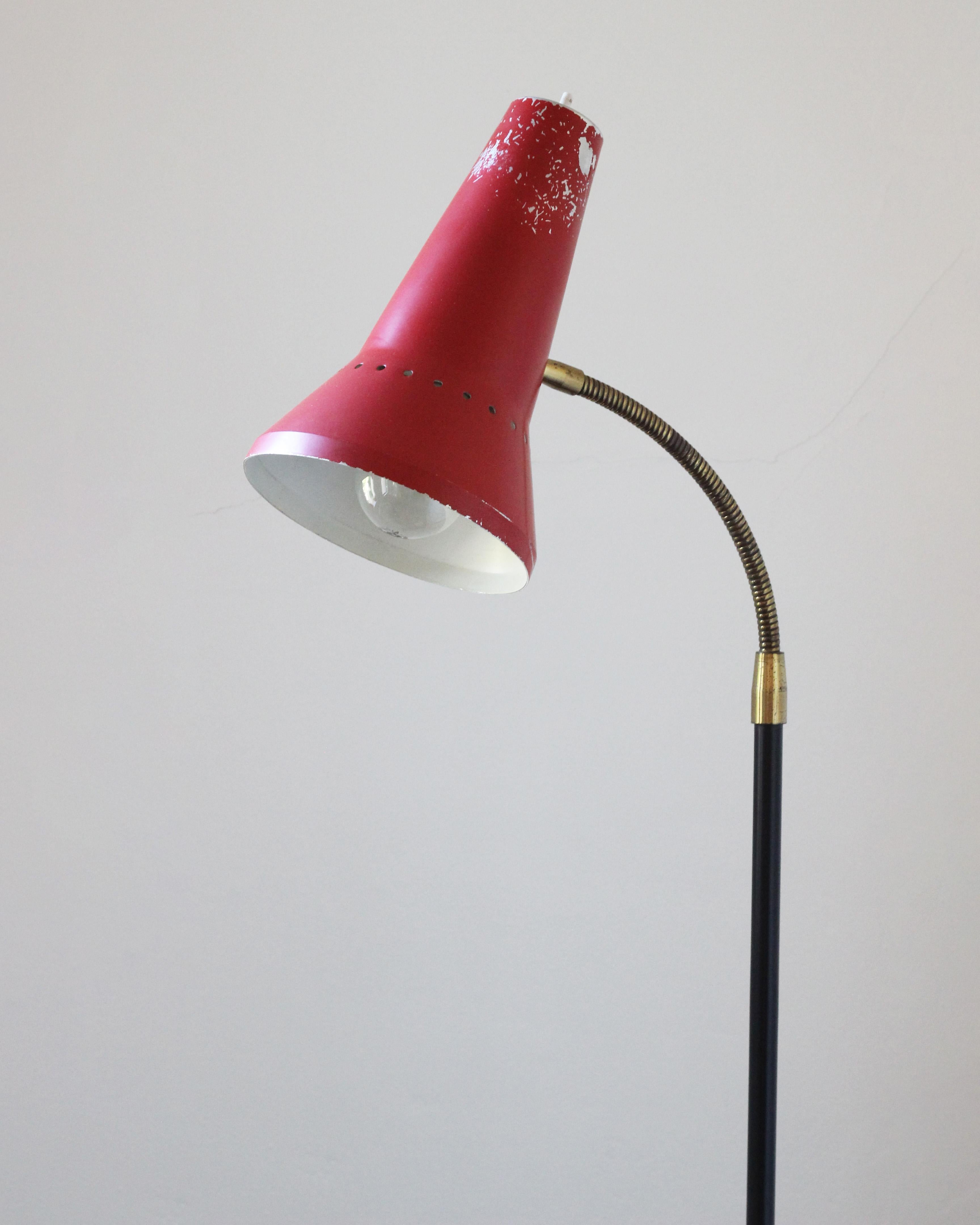 20th Century Vintage Italian Floor Lamp in Metal, Brass, Marble Base, Italy, 1950s Stilnovo For Sale