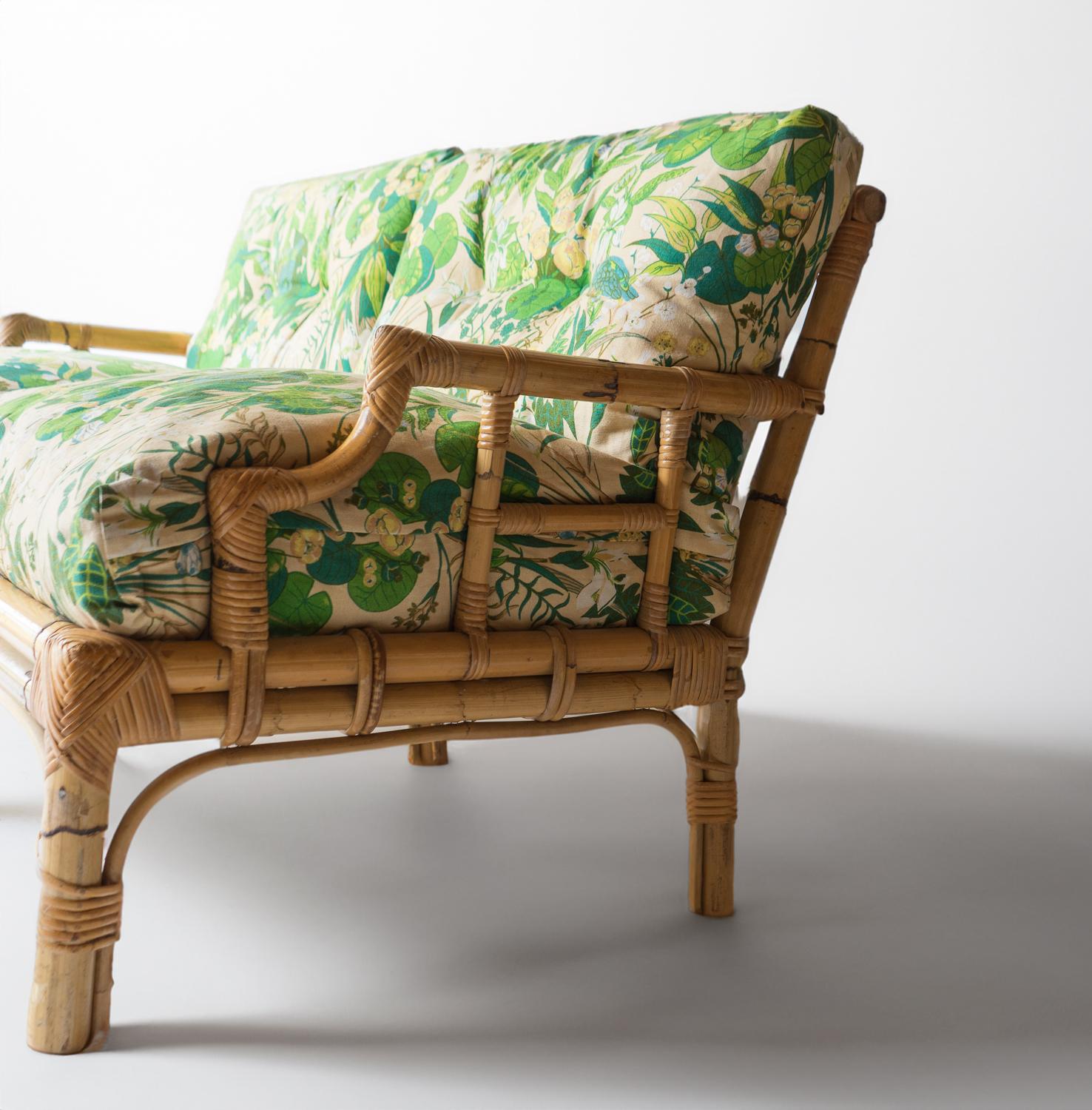 Vintage Italian Floral Upholstered Bamboo And Rattan Sofa By Vivai Del Sud 1970s 6
