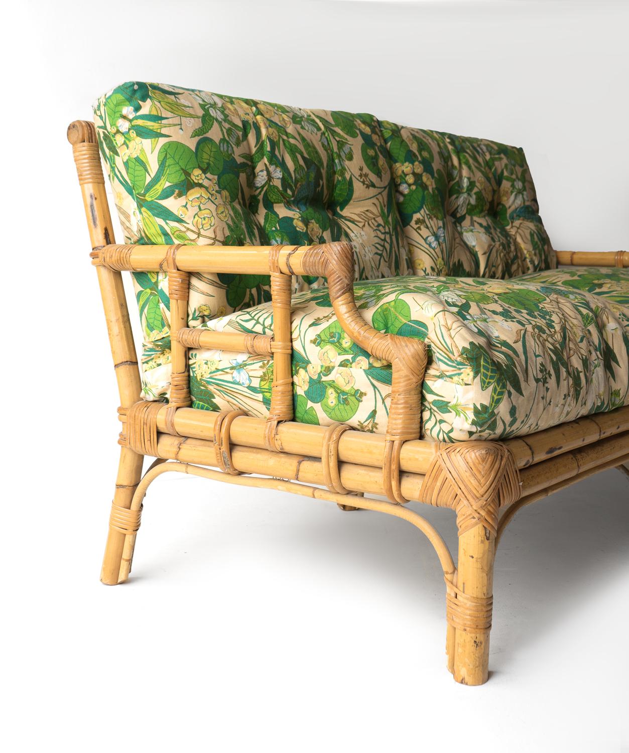 20th Century Vintage Italian Floral Upholstered Bamboo And Rattan Sofa By Vivai Del Sud 1970s
