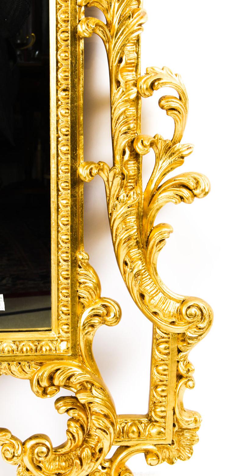 Vintage Italian Florentine Carved Giltwood Mirror, 20th Century For Sale 1