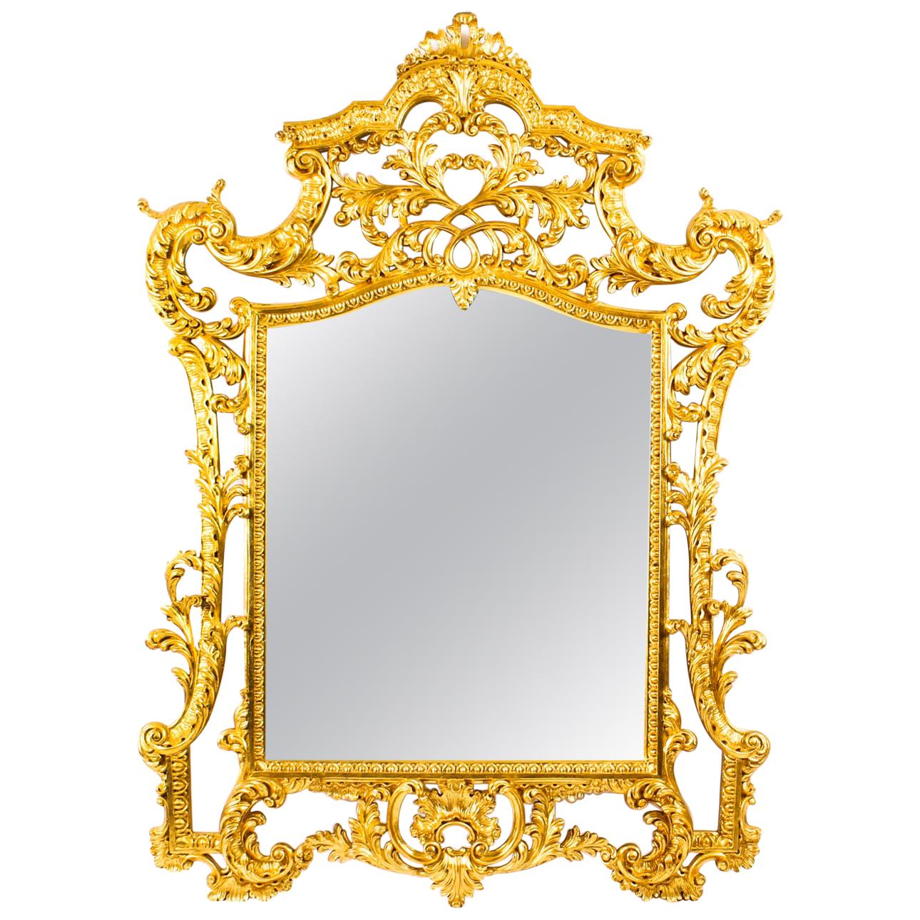 Vieux miroir italien florentin en bois doré sculpté, XXe siècle