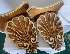 Coppia di staffe da parete vintage in legno pressato, stile Florentine italiano