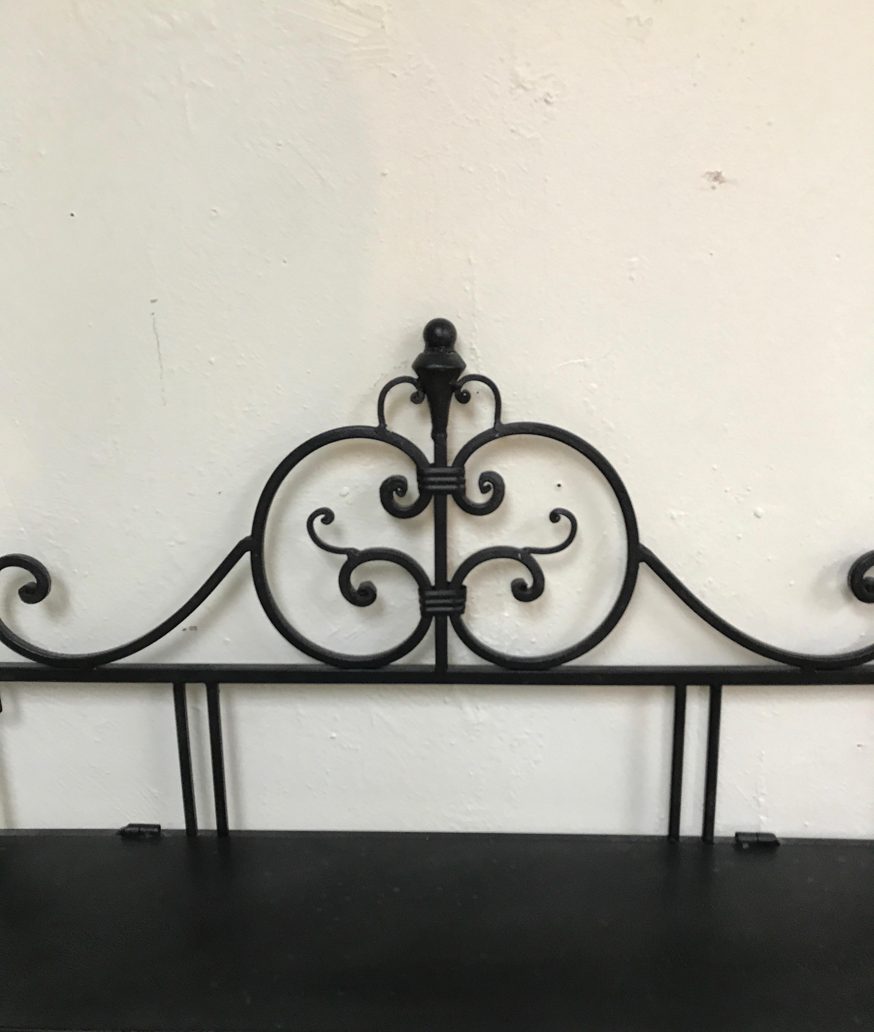 Vintage Italian Folding Wall Shelf In Good Condition For Sale In West Palm Beach, FL