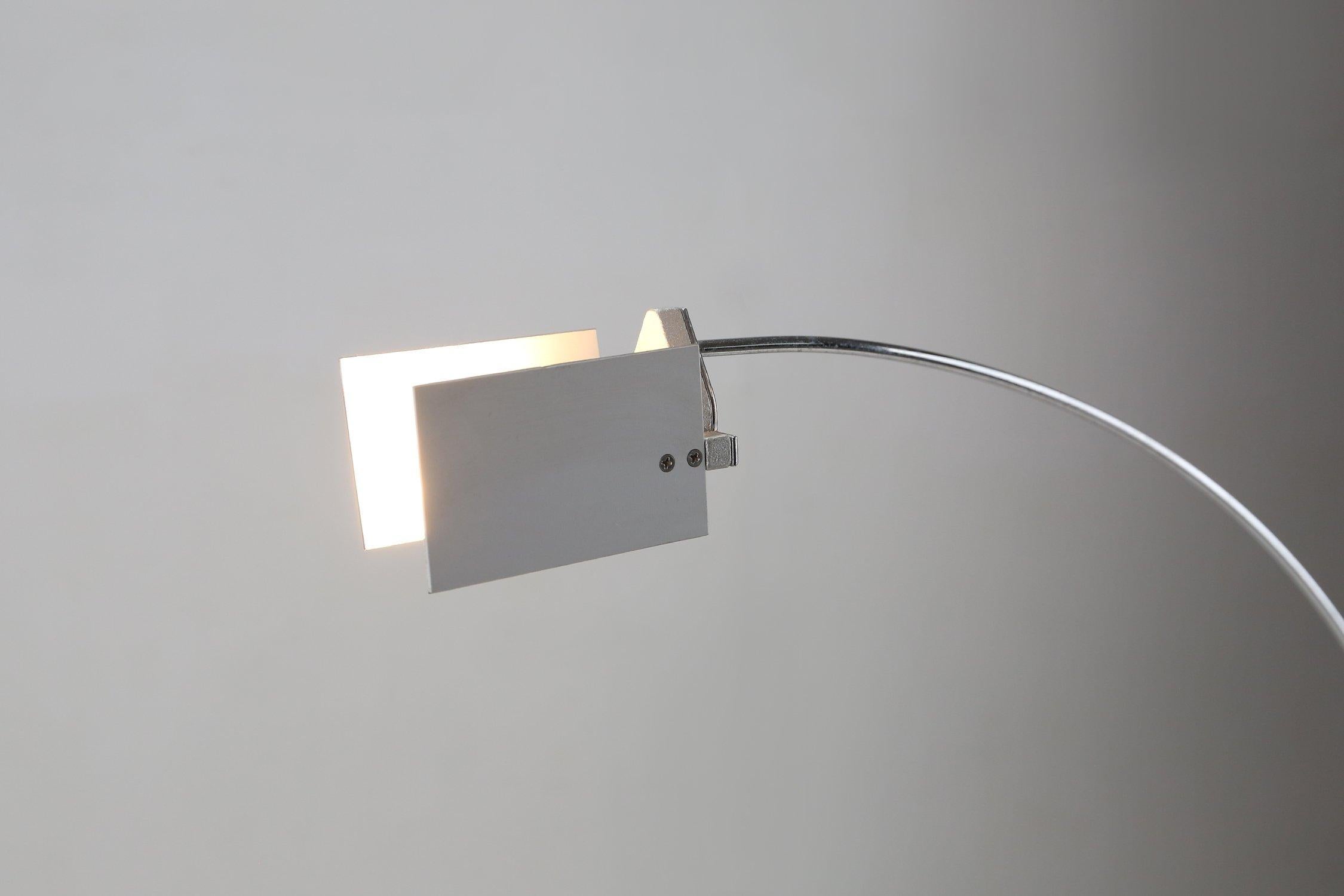 Italienische Fontana Arte Falena-Tischlampe von Alvaro Siza, Vintage im Angebot 6