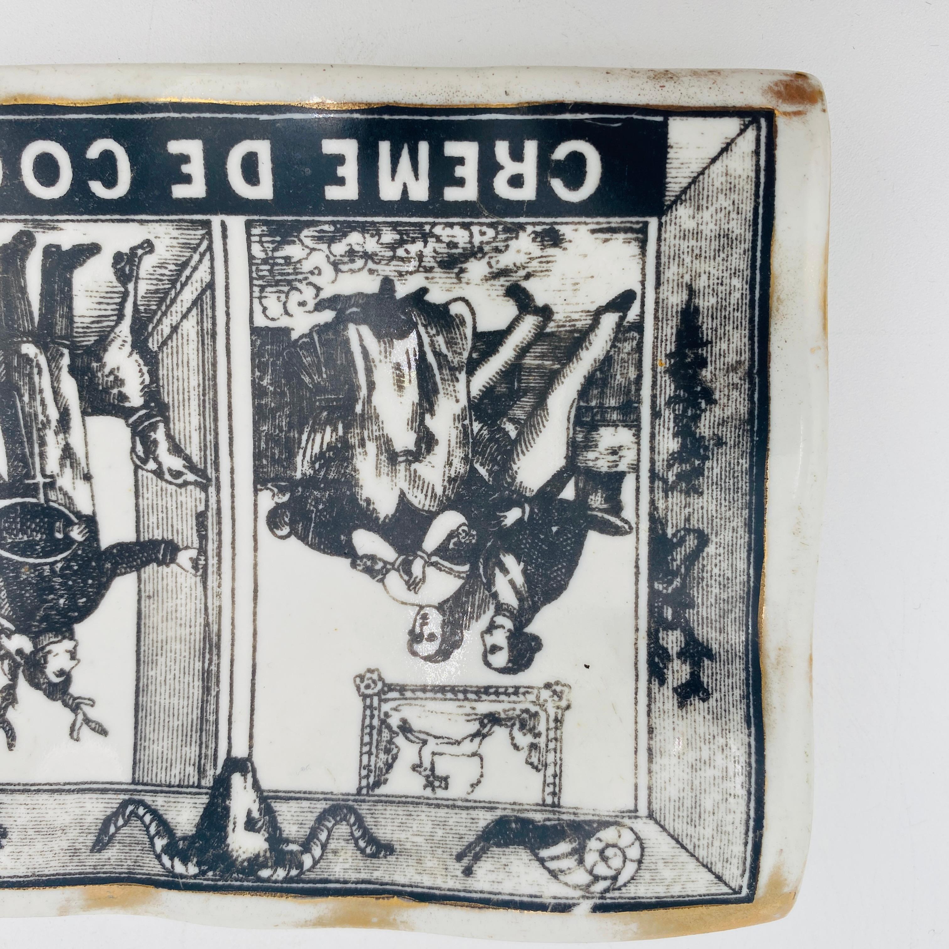 Milieu du XXe siècle Plat italien Fornasetti Milano Creme de Cocu en porcelaine des années 1960 en vente