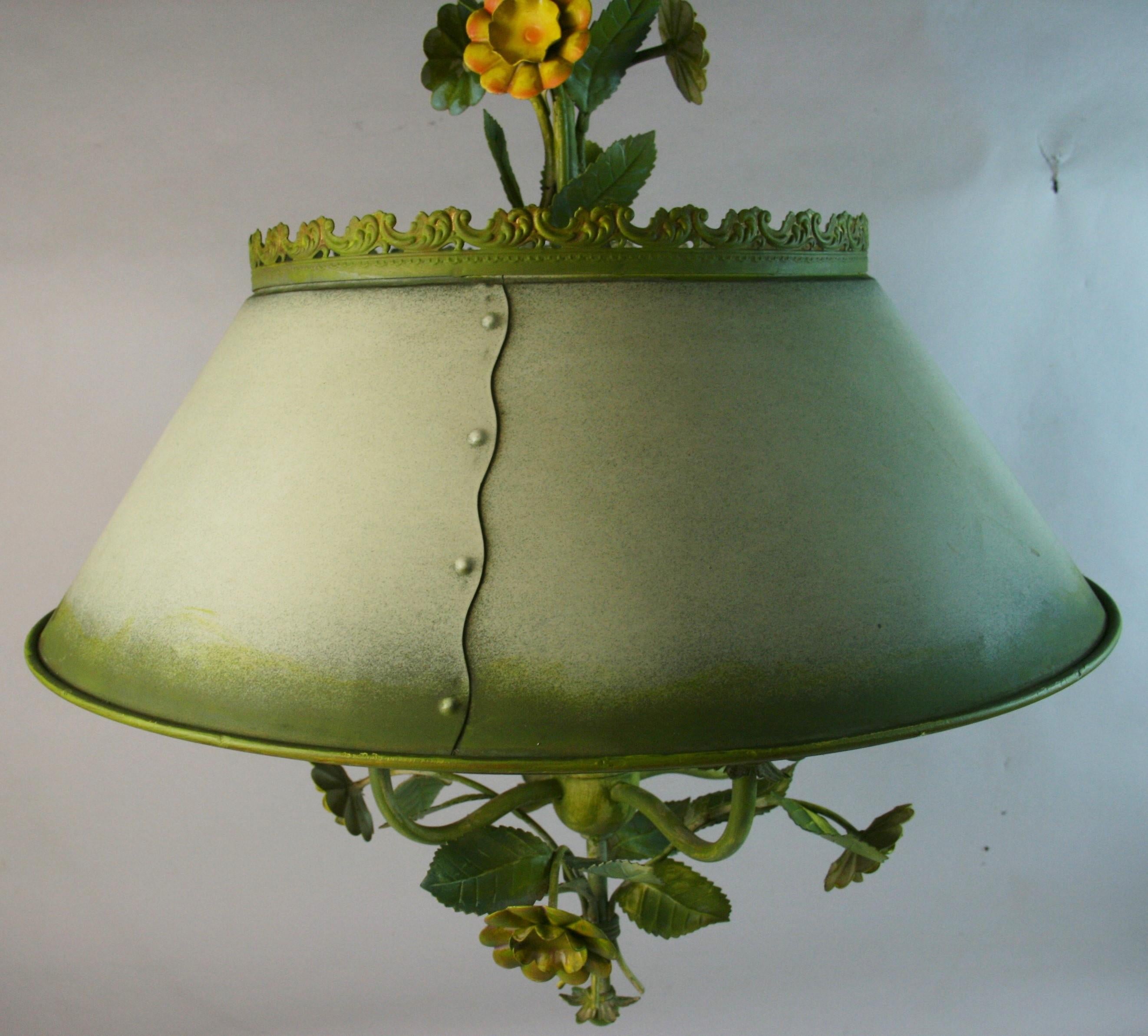 Vintage Italian Four Light Tole flowers and leaves Chandelier with Tole Shade For Sale 9